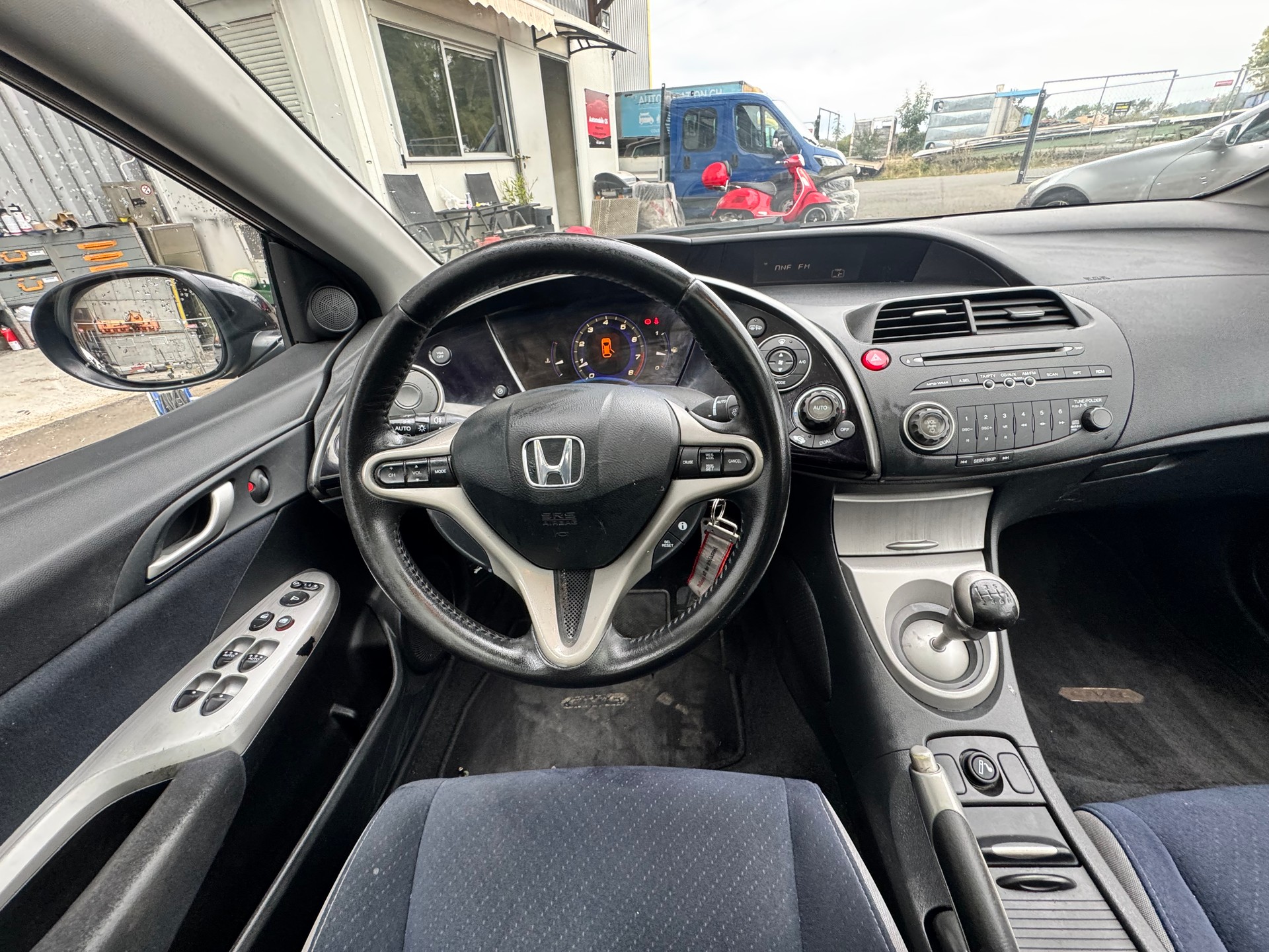 HONDA Civic 1.8i Sport-image-7