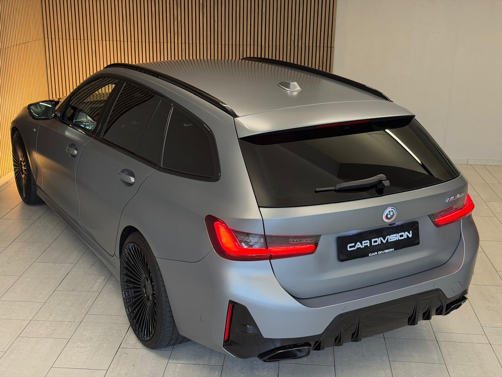 BMW M340i xDrive 48V Touring Steptronic M Sport Pro INDIVIDUAL FROZEN PURE GREY-image-8