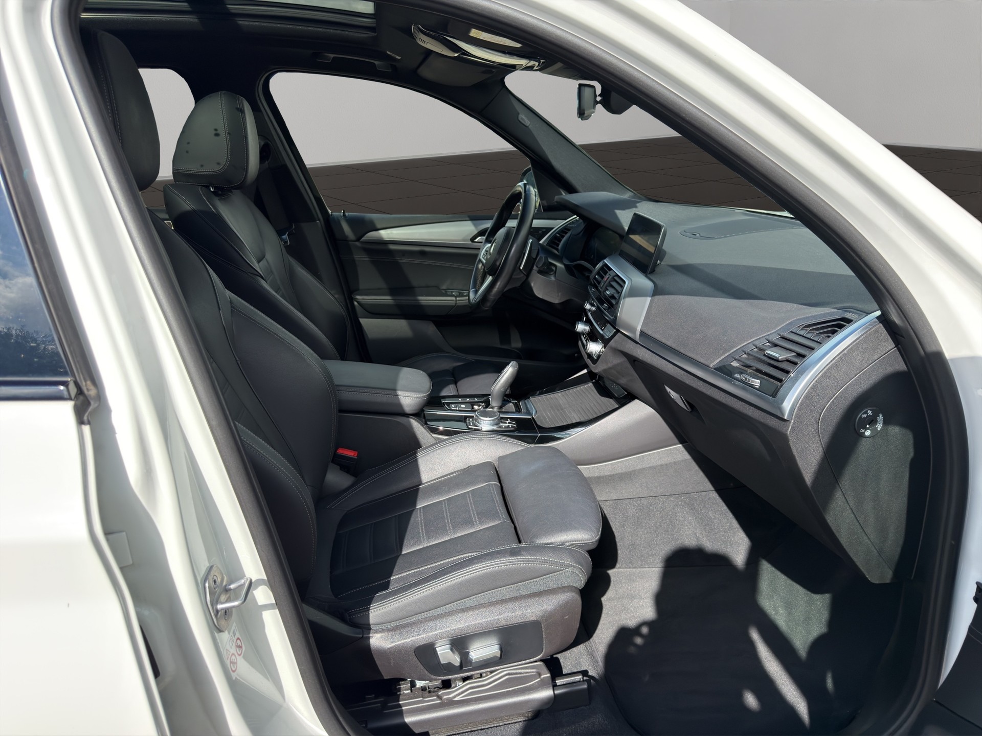 BMW X3 xDrive 30e Pure M Sport-image-19