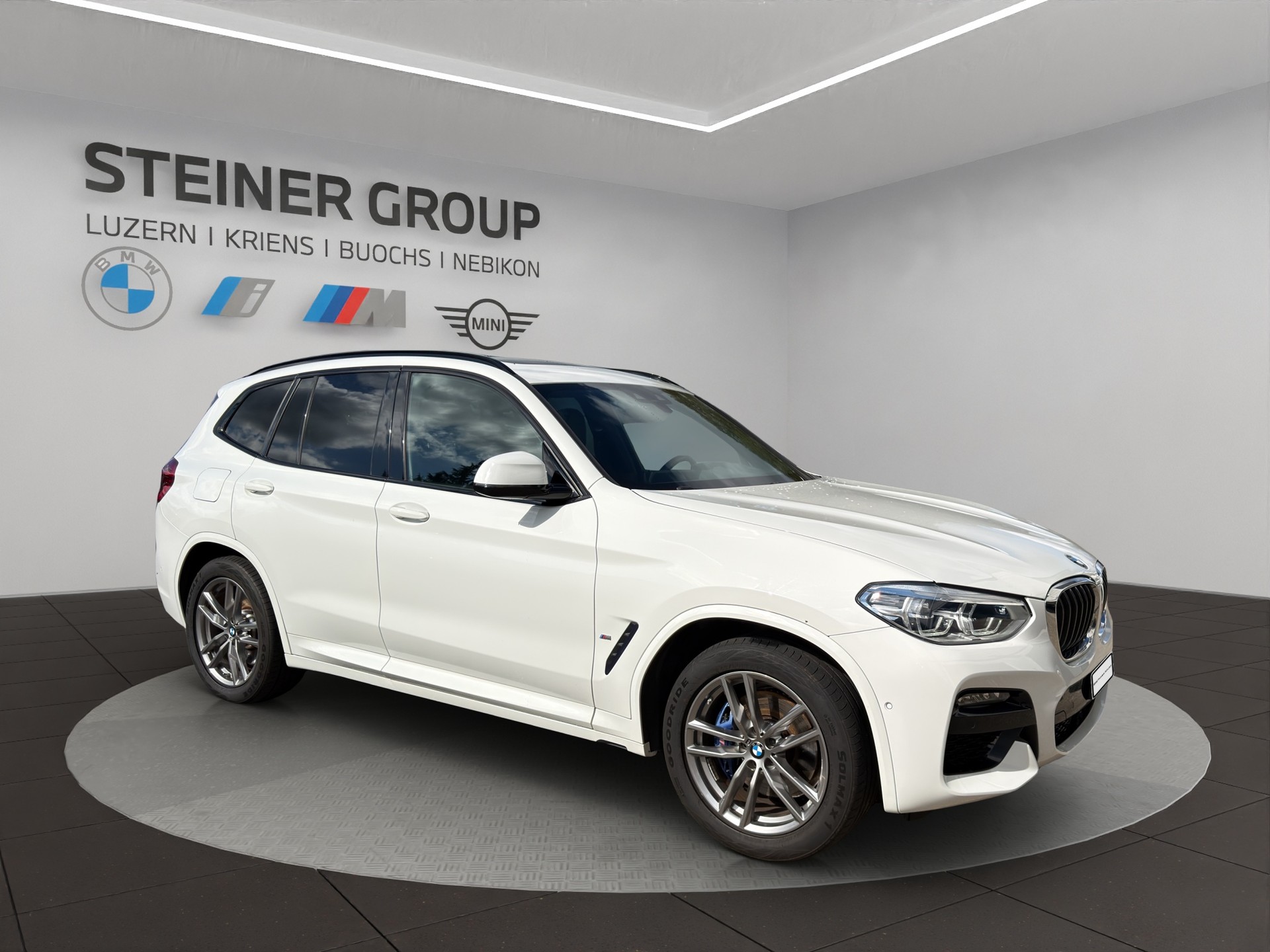BMW X3 xDrive 30e Pure M Sport-showroom-element-3
