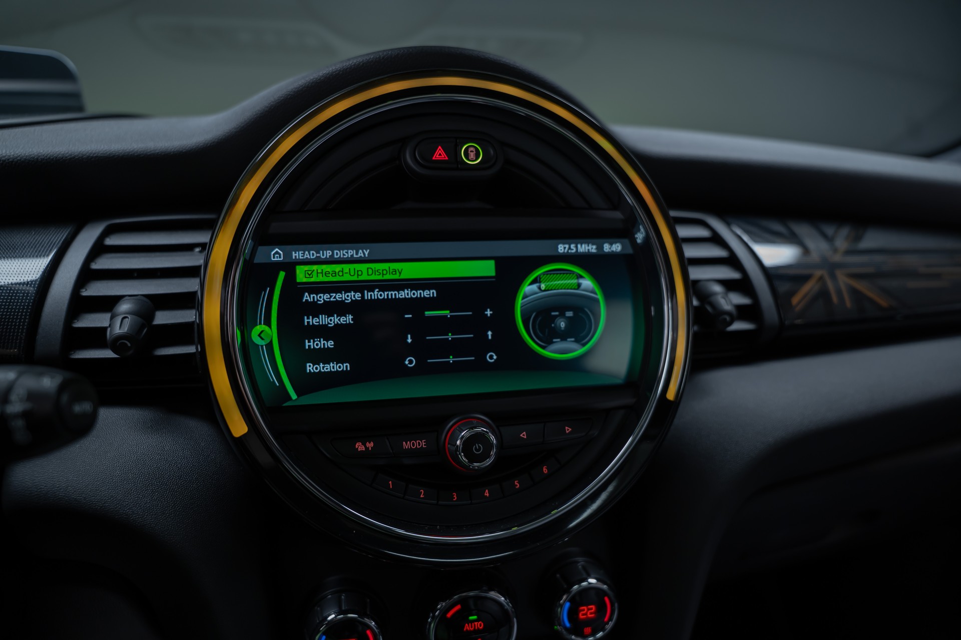 MINI Mini Cooper S SDKG / CH-Fahrzeug / Panorama / Rückfahrkamera-image-23