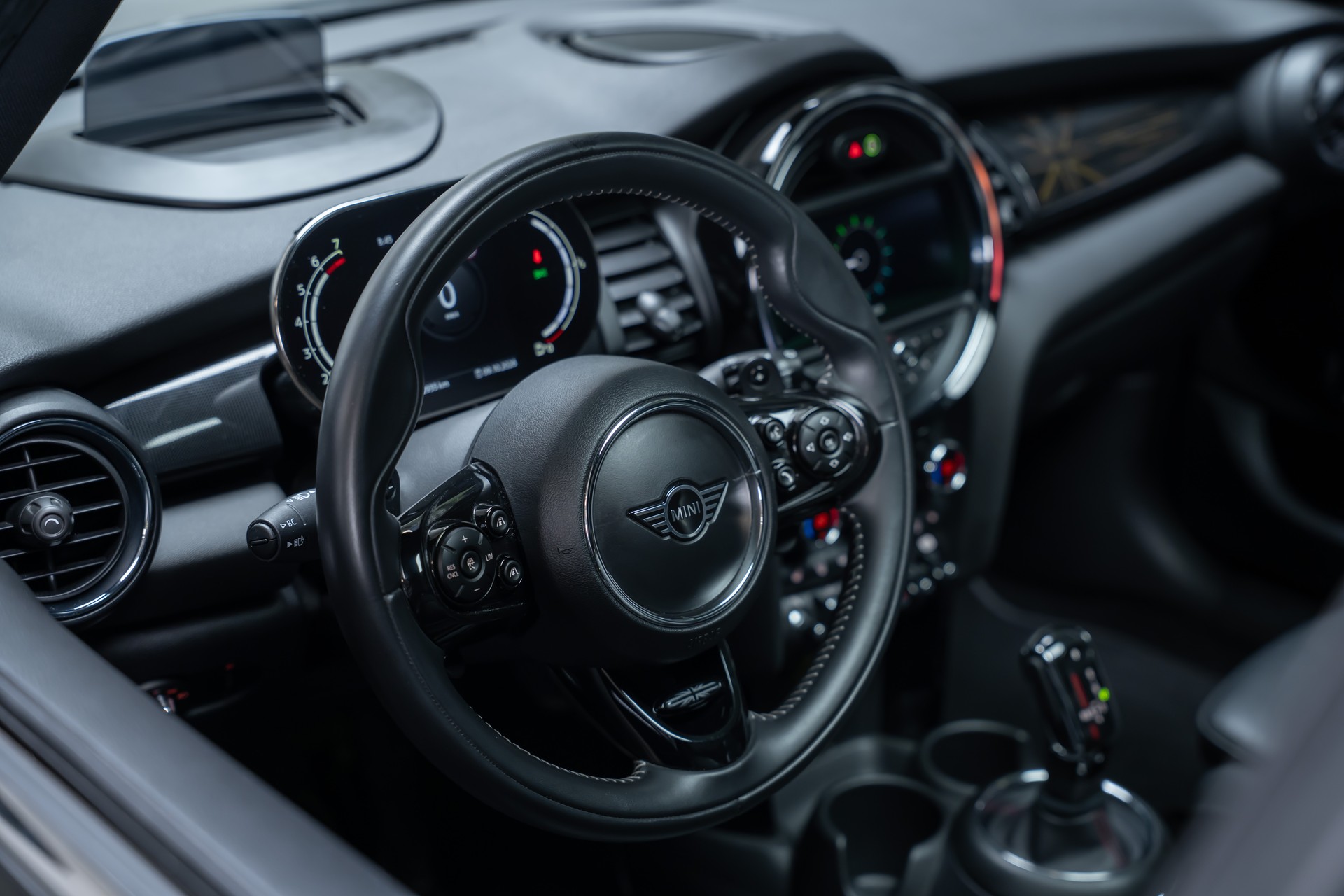 MINI Mini Cooper S SDKG / CH-Fahrzeug / Panorama / Rückfahrkamera-image-9
