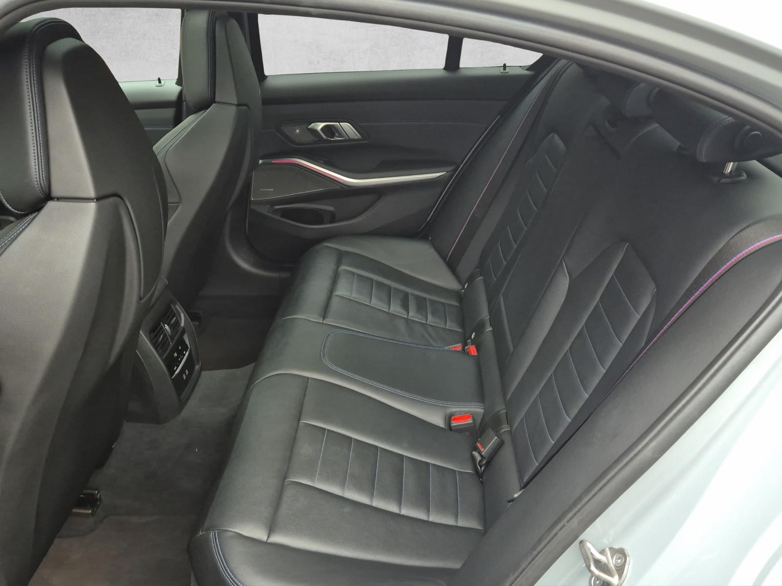 BMW M340i xDrive 48V Steptronic M Sport Pro-image-8