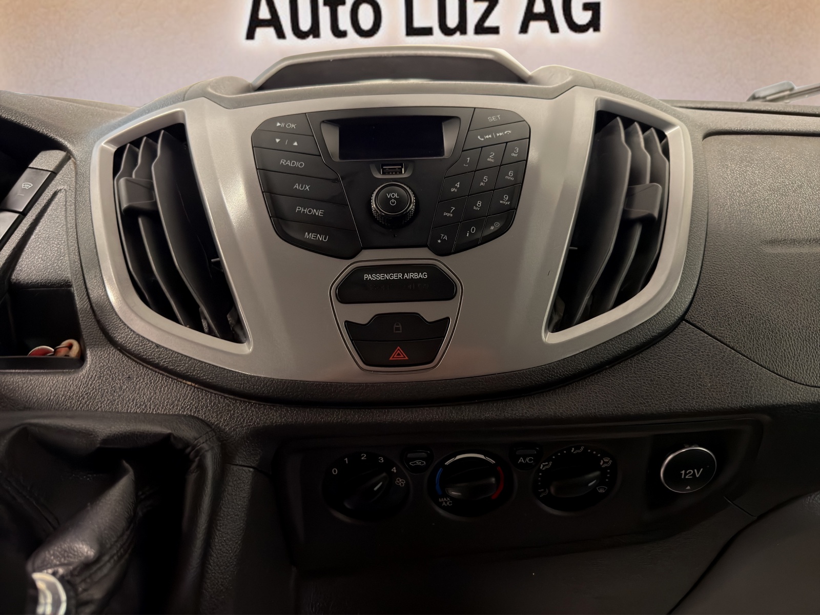 FORD Transit 350 L4 Trend 2.0 TDCi 130 RWD-image-9