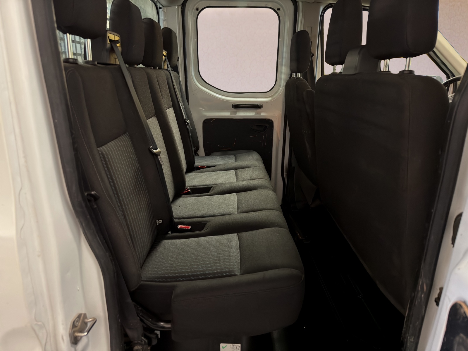 FORD Transit 350 L4 Trend 2.0 TDCi 130 RWD-image-11