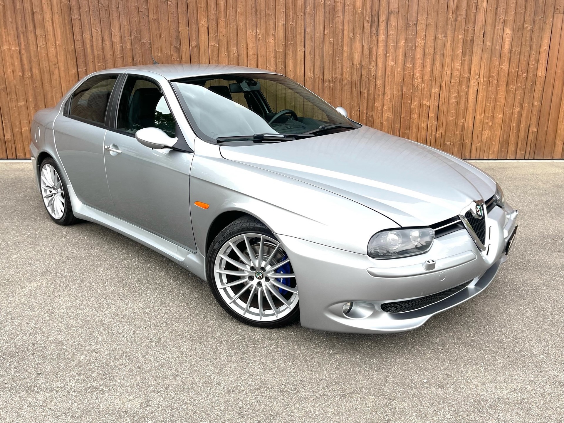 ALFA ROMEO 156 3.2 V6 GTA-showroom-element-3
