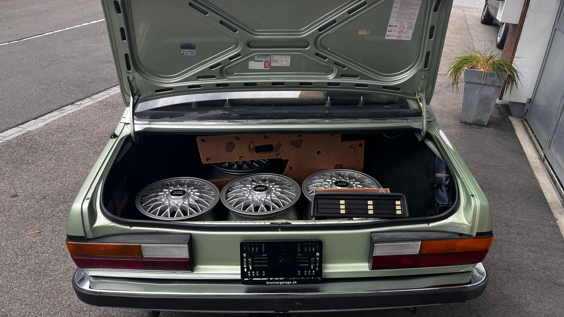 AUDI 100 5E CD-image-11