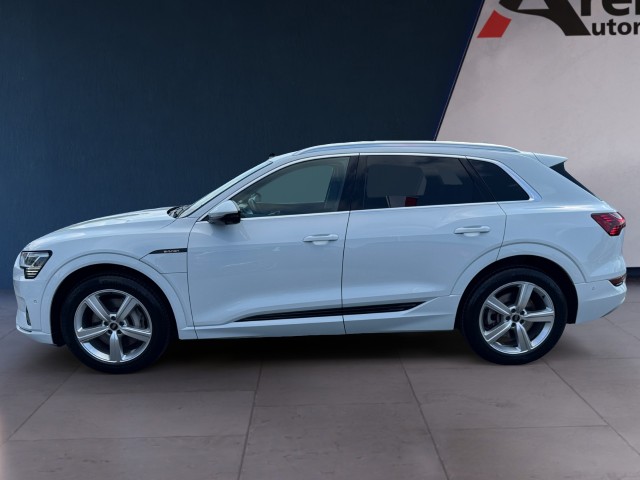 AUDI e-tron 50 Advanced quattro-showroom-element-1