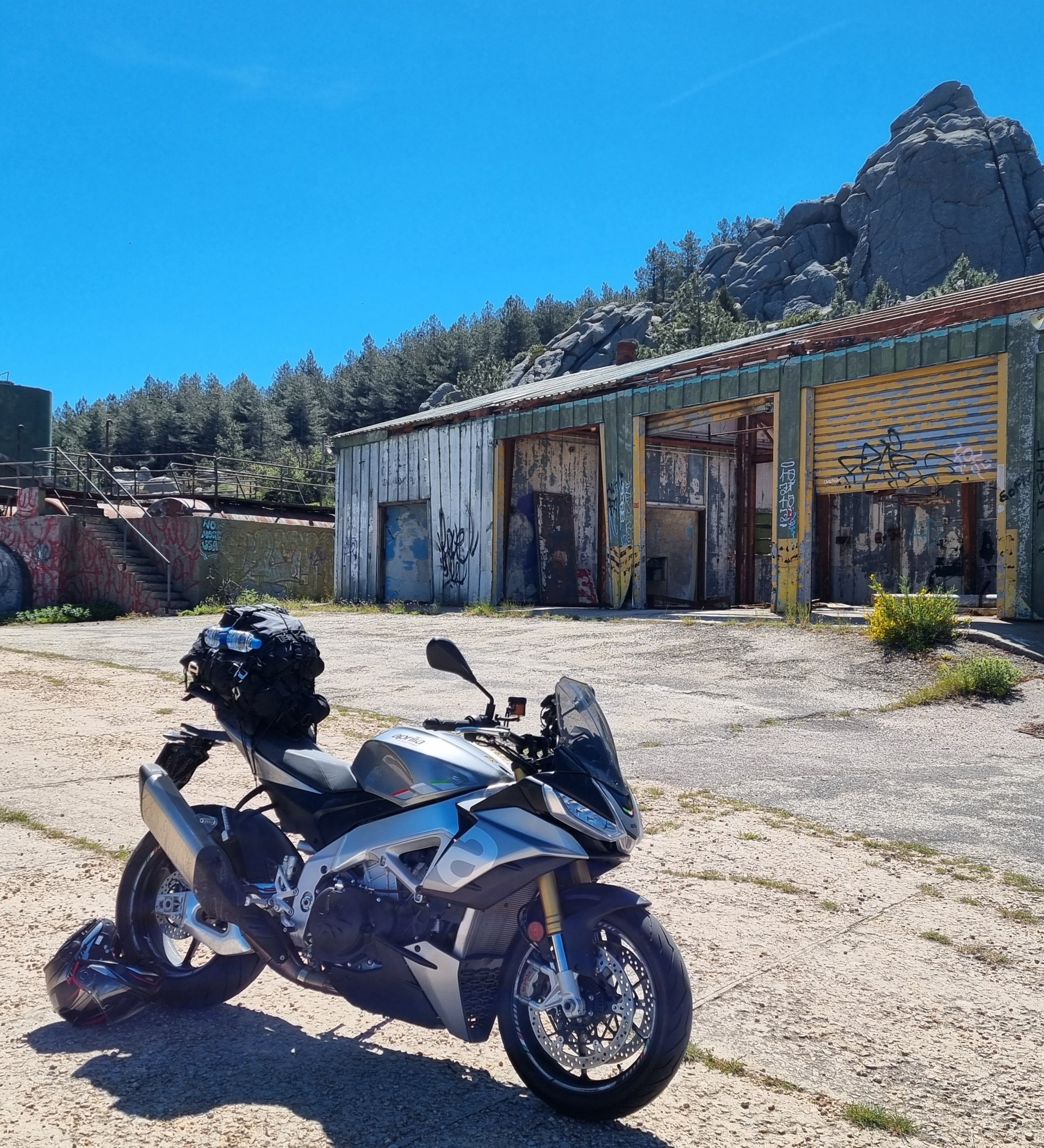 APRILIA Tuono V4 1100-image-6