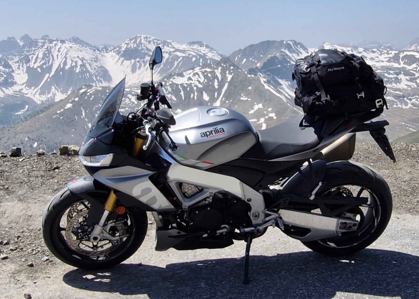 APRILIA Tuono V4 1100-image-4