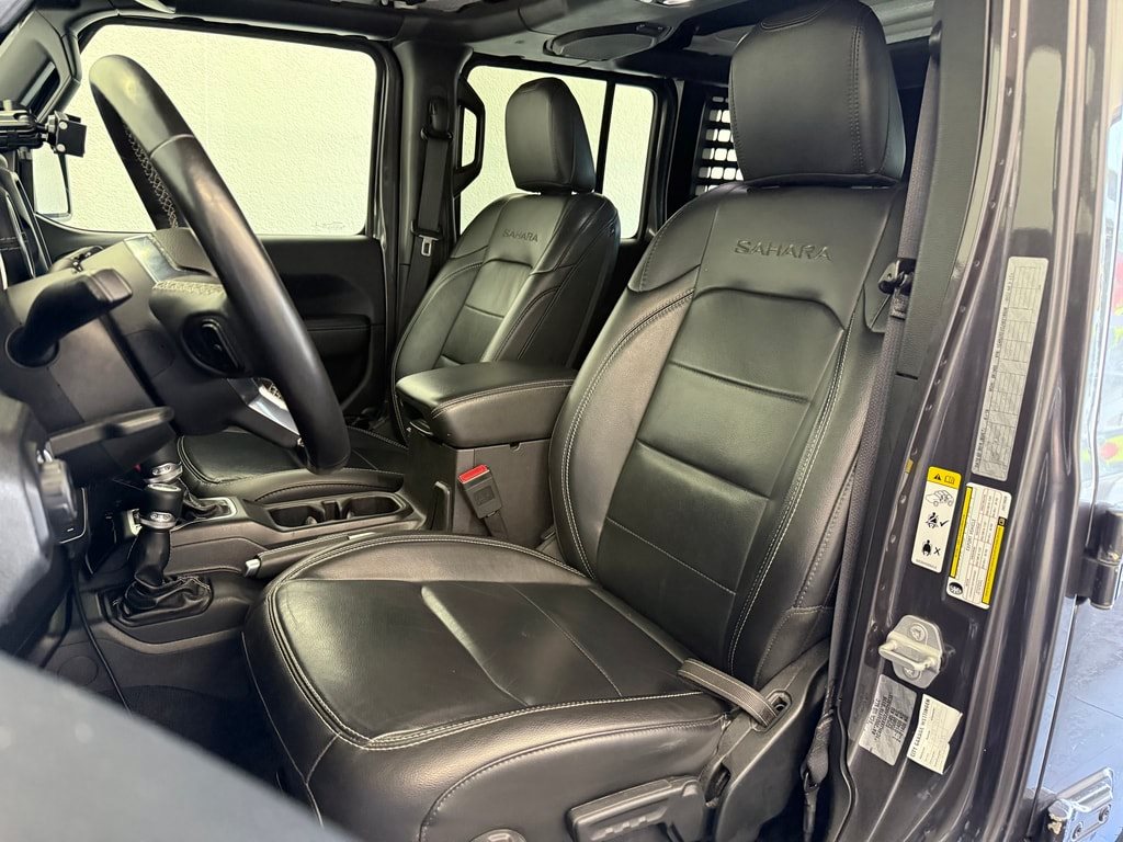 JEEP WRANGLER 2.2MJ Unlimited Sahara Automatic-image-19