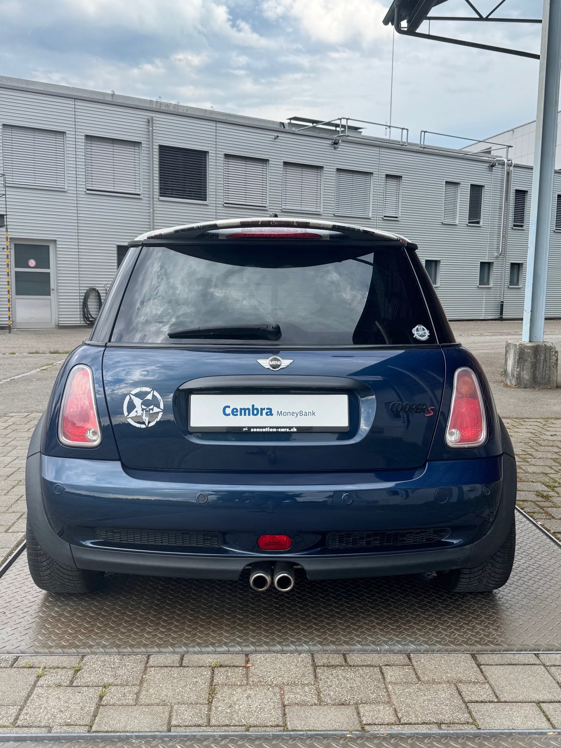 MINI Cooper S-image-9