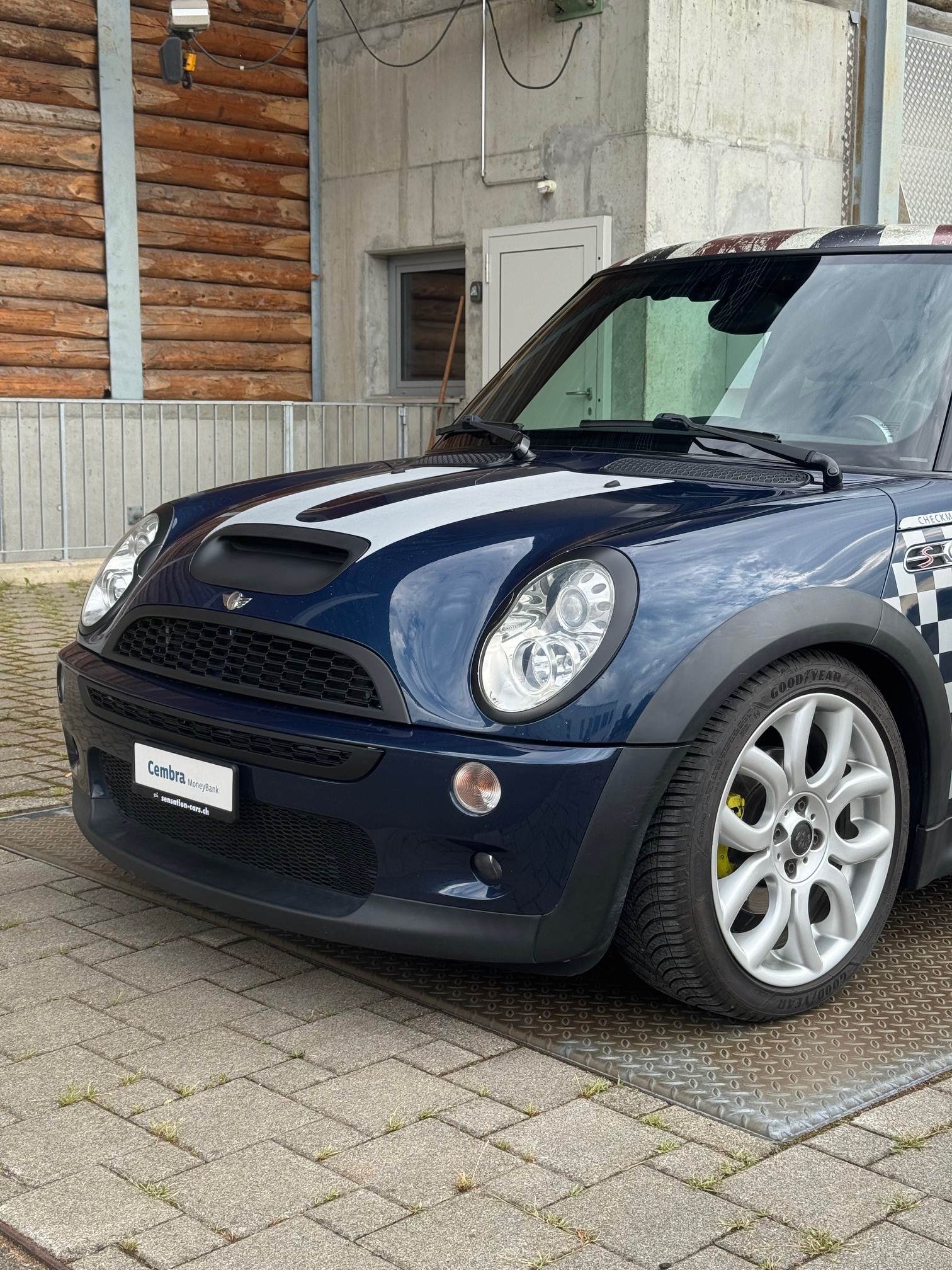 MINI Cooper S-image-4