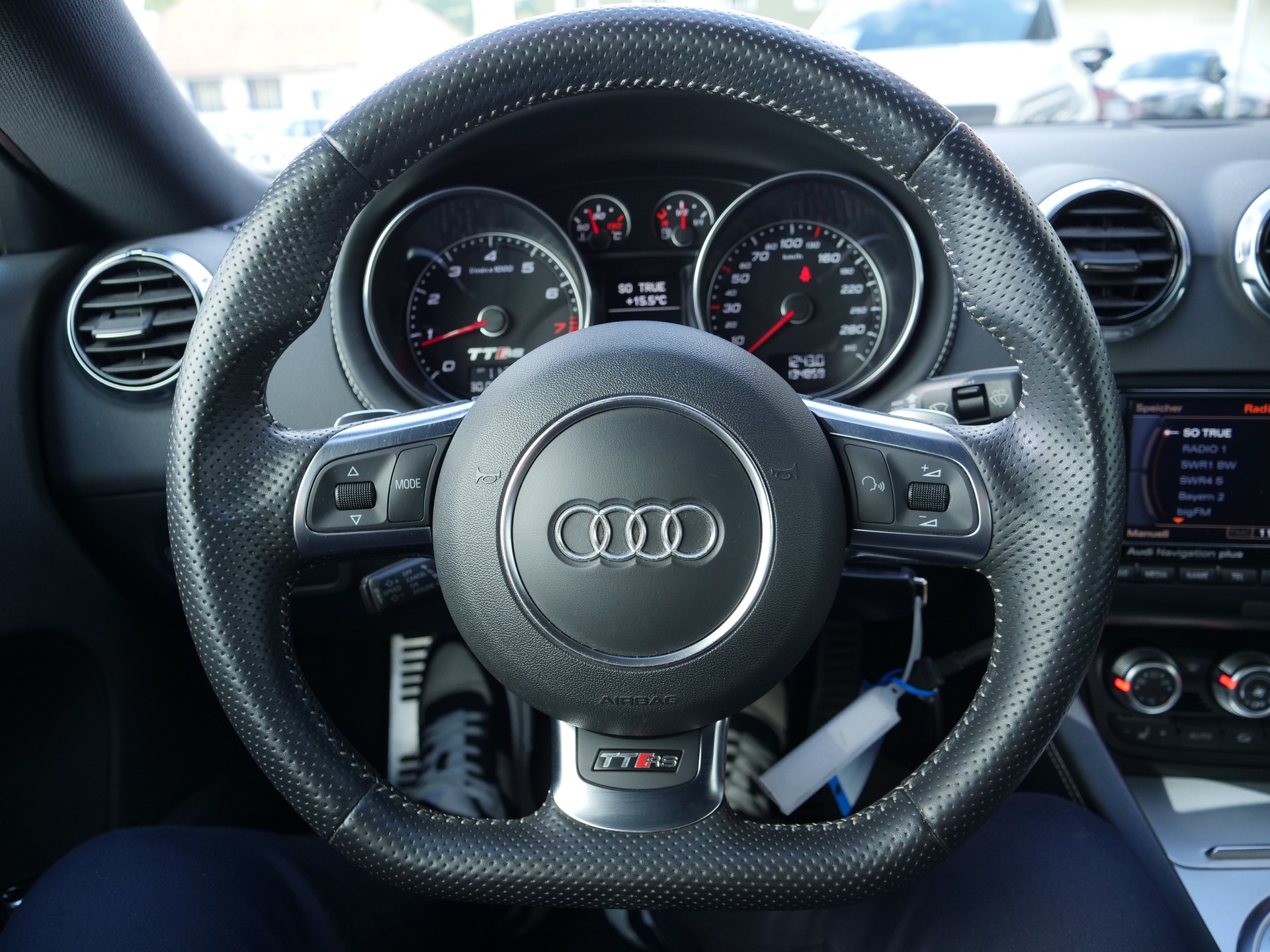 AUDI TT RS PLUS Coupé 2.5 TFSI Quattro S-tronic-image-11