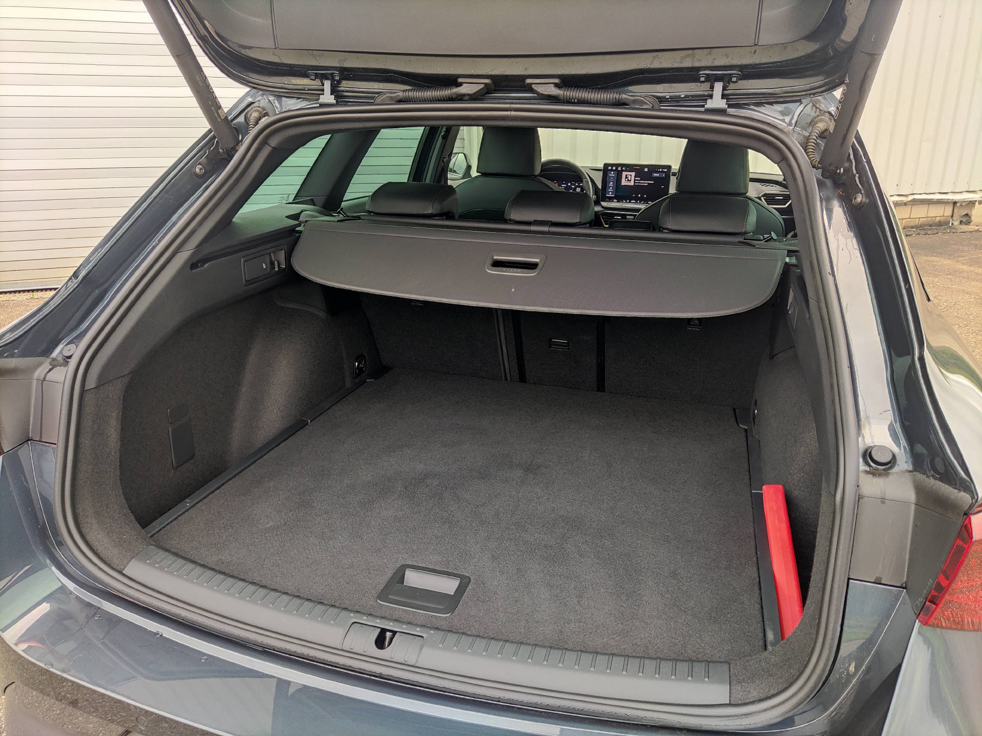CUPRA Leon ST 1.5 eTSI DSG-image-11