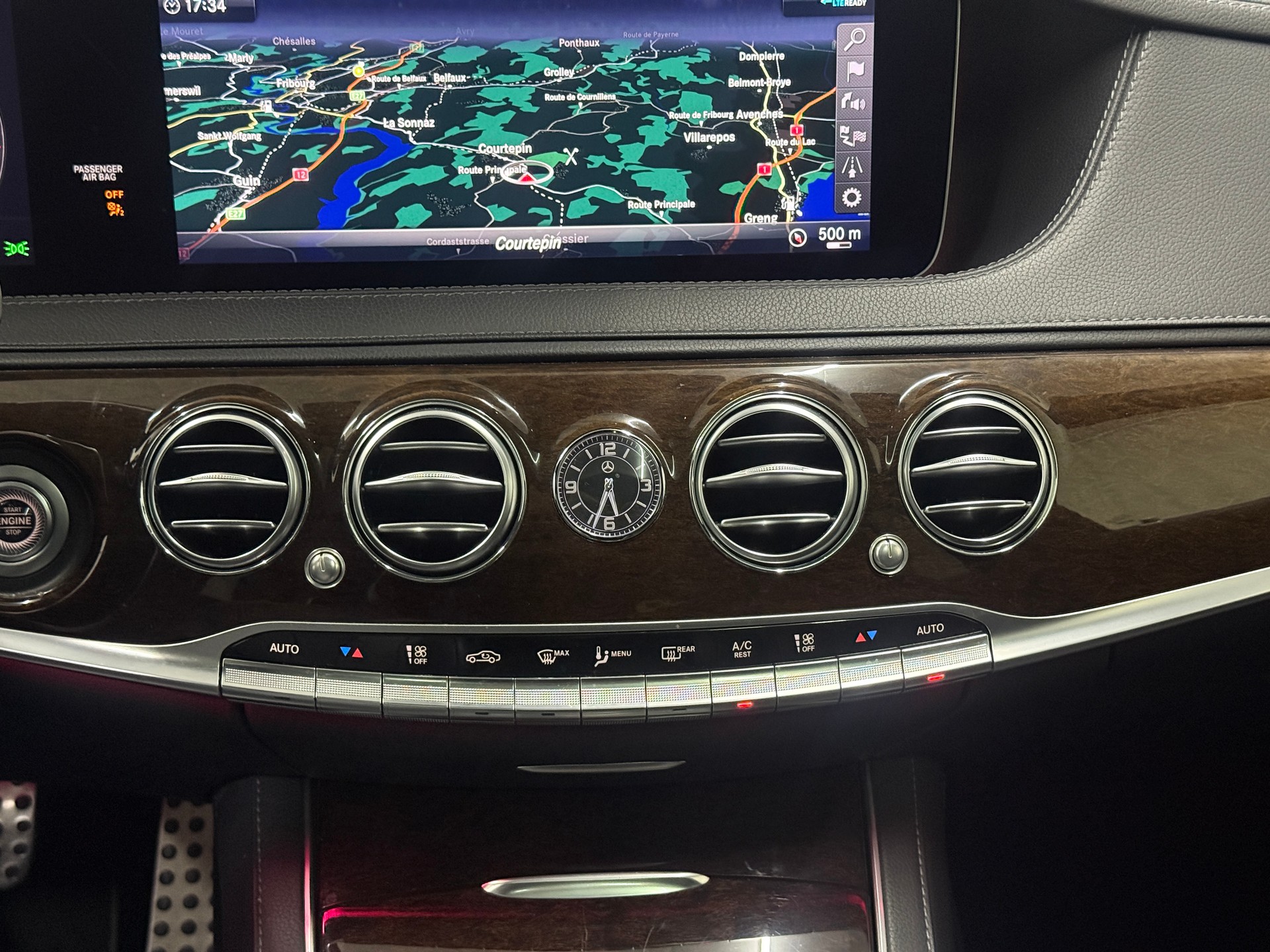 MERCEDES-BENZ S 560 4Matic AMG-Line 9G-Tronic-image-13