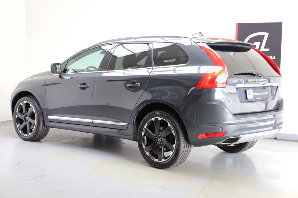 VOLVO XC60 T6 AWD Summum-image-2