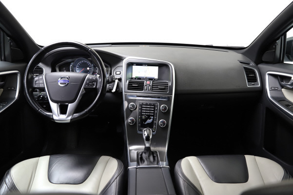 VOLVO XC60 T6 AWD Summum-image-9