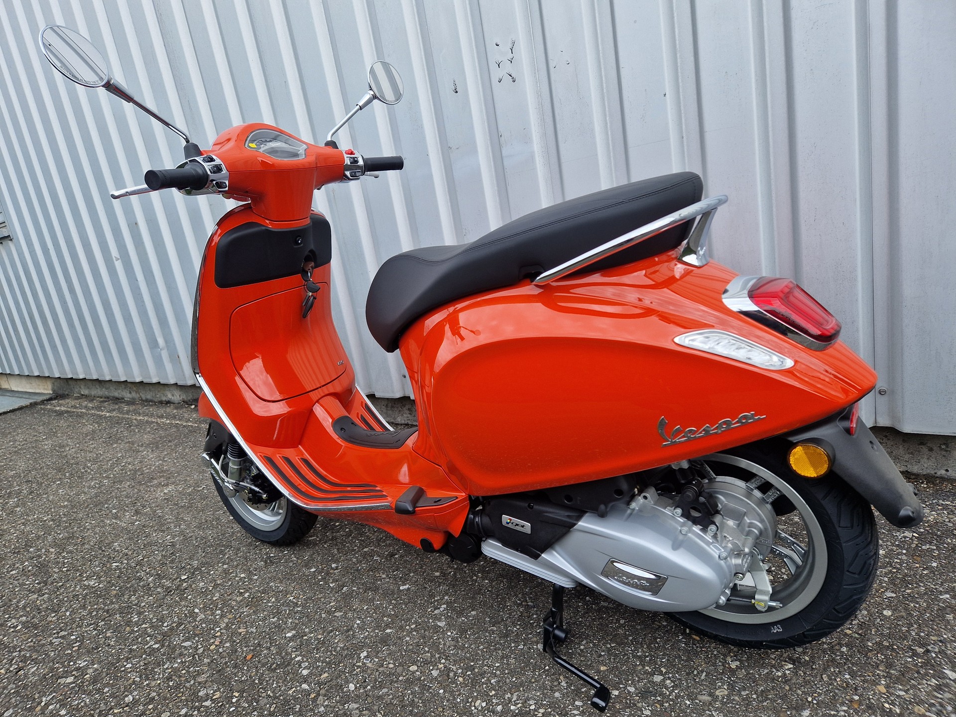 PIAGGIO Vespa 125 Primavera ABS-image-12