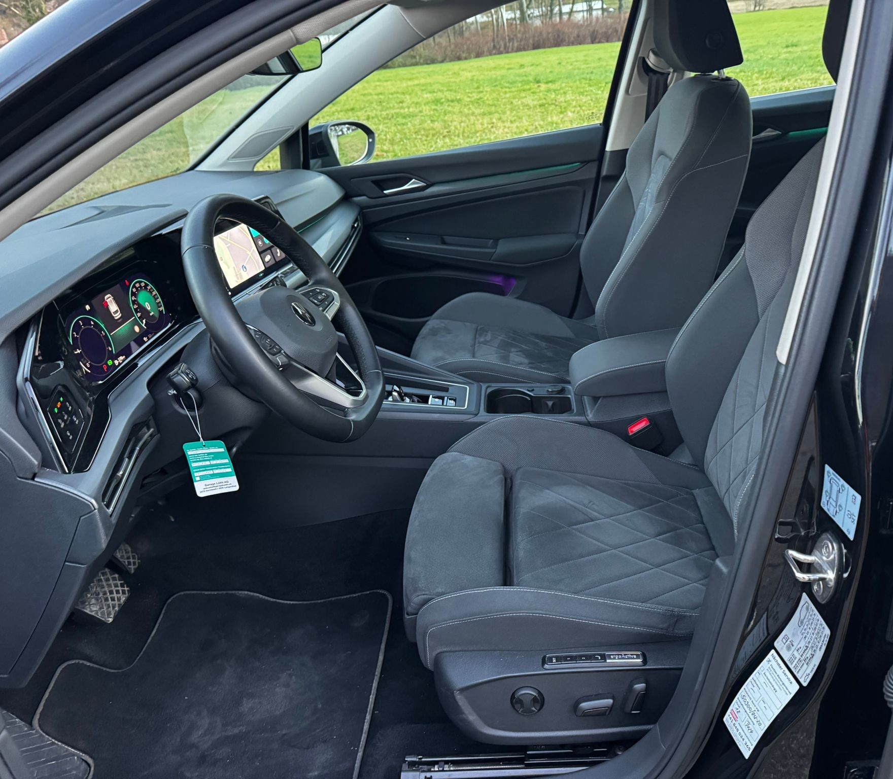 VW Golf Variant 2.0 TDI Style DSG-image-5