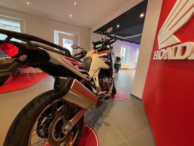 HONDA CRF 1100 DCT Africa Twin Adventure Sports-image-4