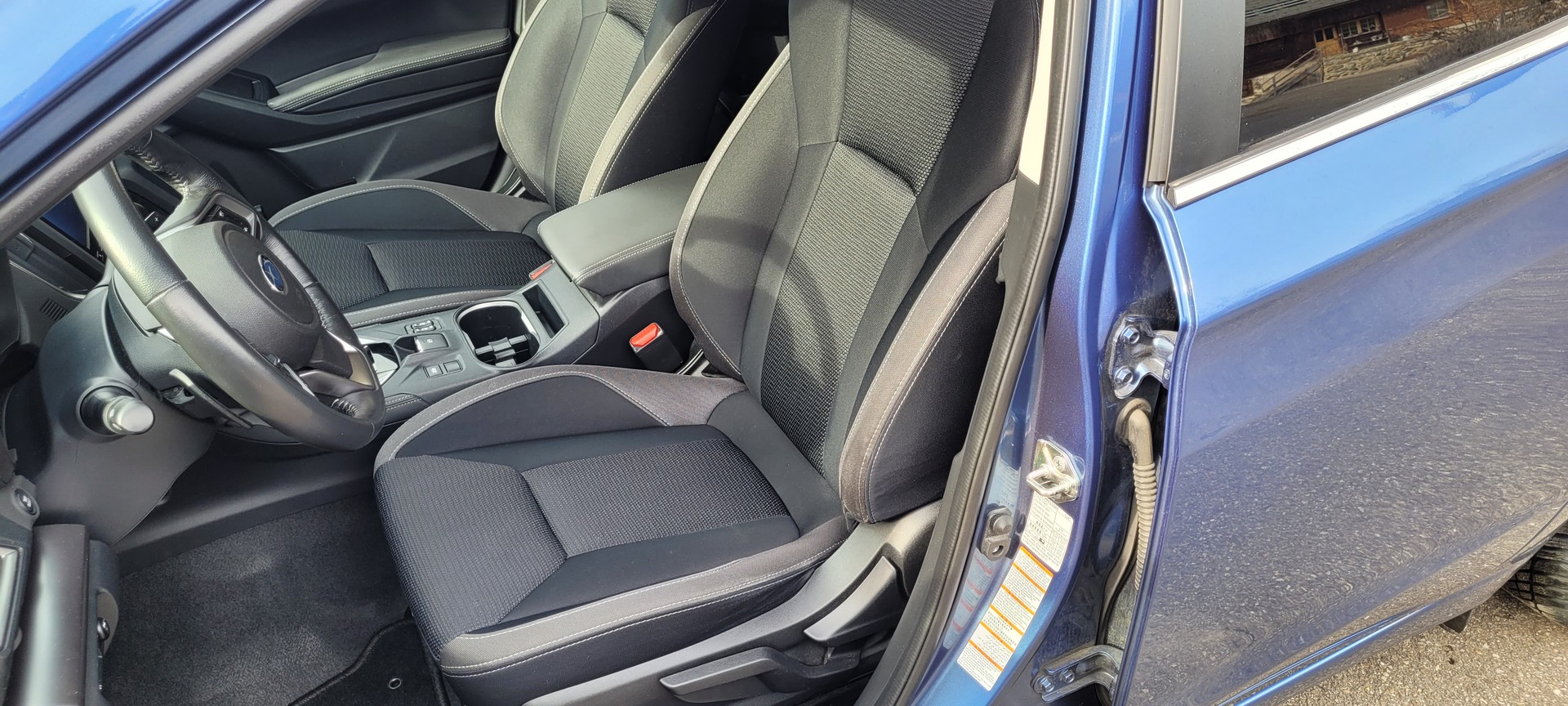SUBARU Impreza 2.0 Swiss Plus AWD Lineartronic-image-7