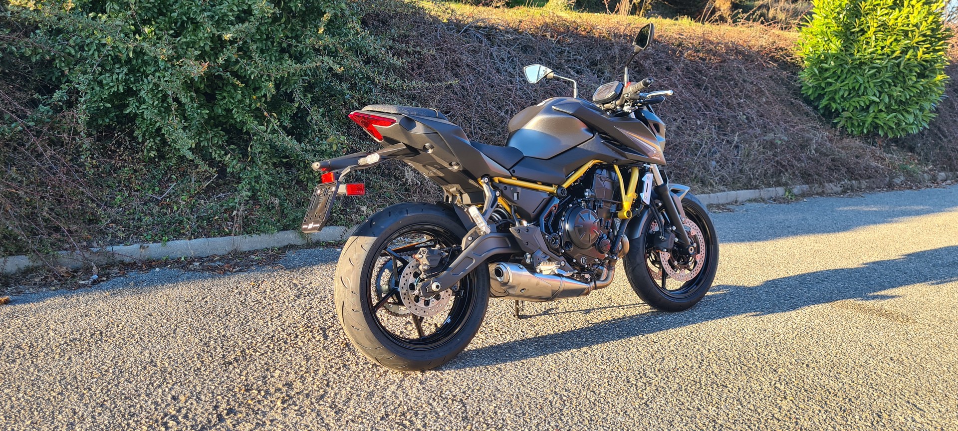 KAWASAKI Z 650-image-5