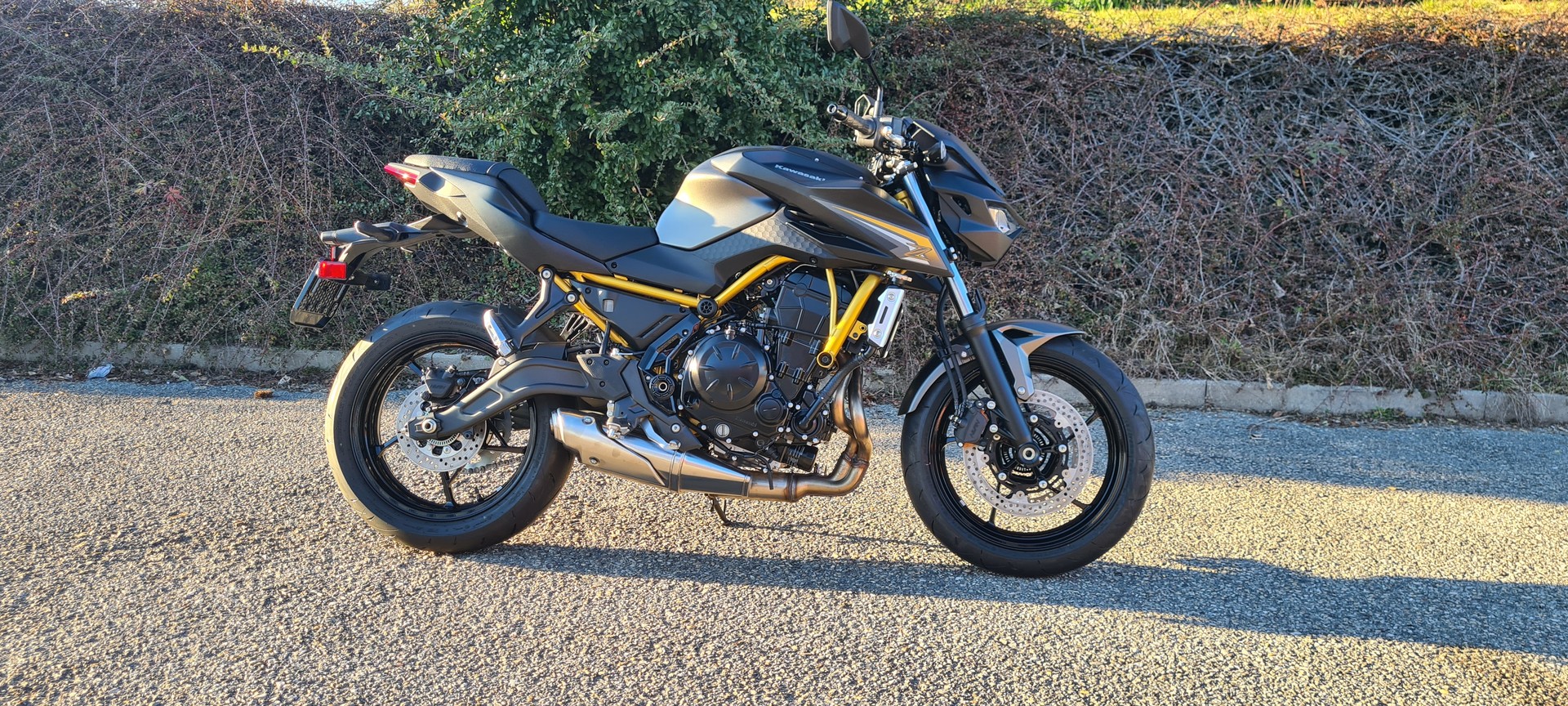 KAWASAKI Z 650-image-2