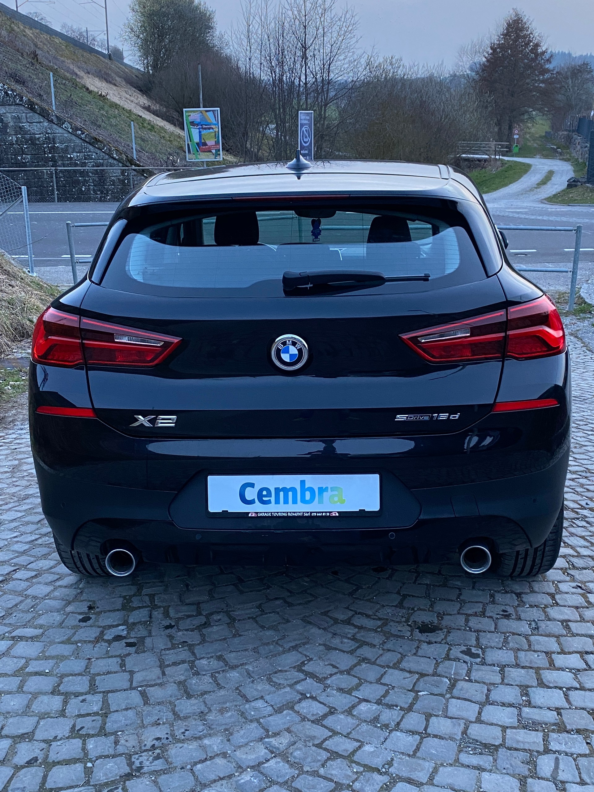 BMW X2 sDrive 18d Steptronic-showroom-element-2