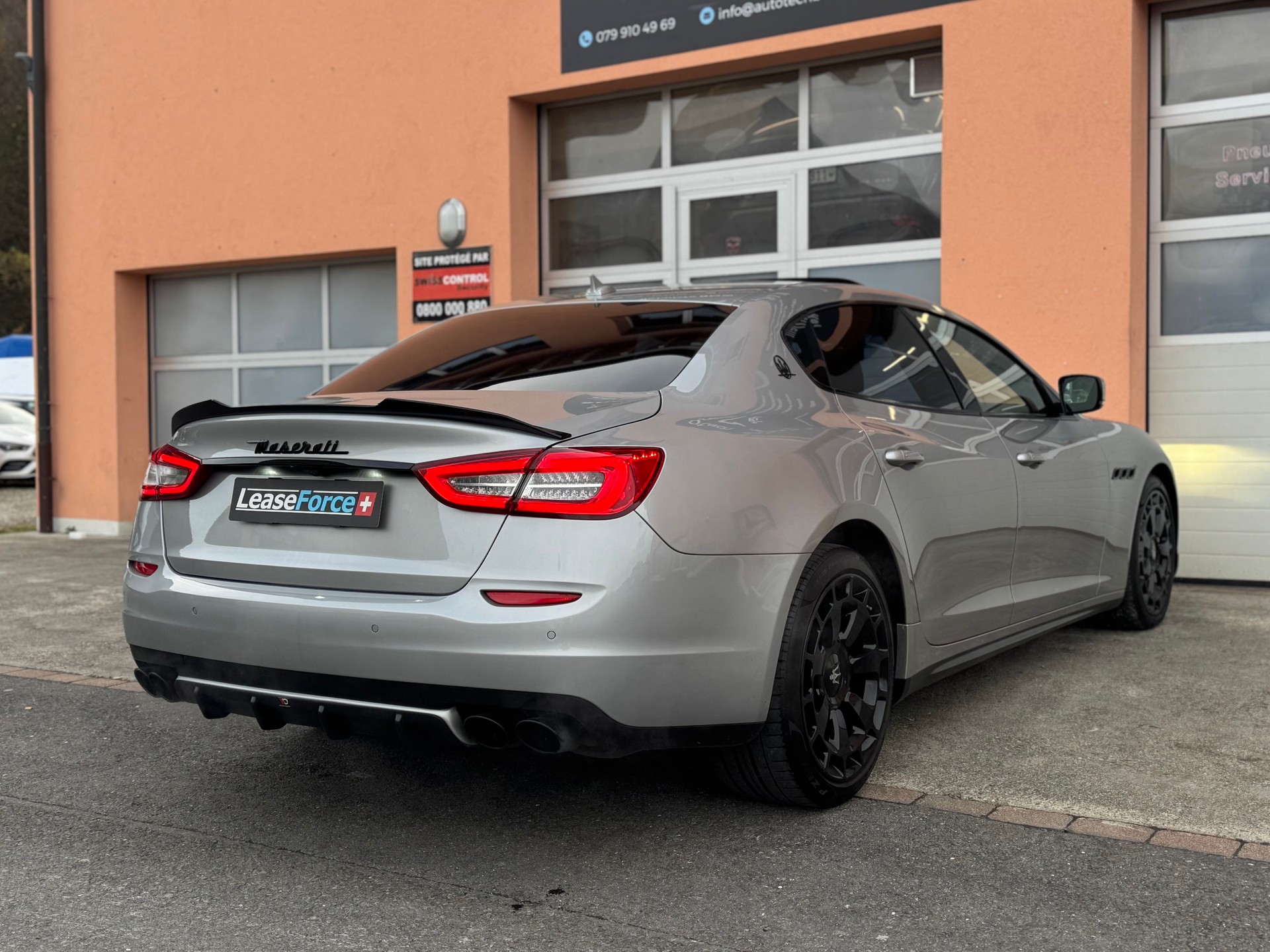 MASERATI Quattroporte 3.0 V6 S Q4 Automatica-showroom-element-3