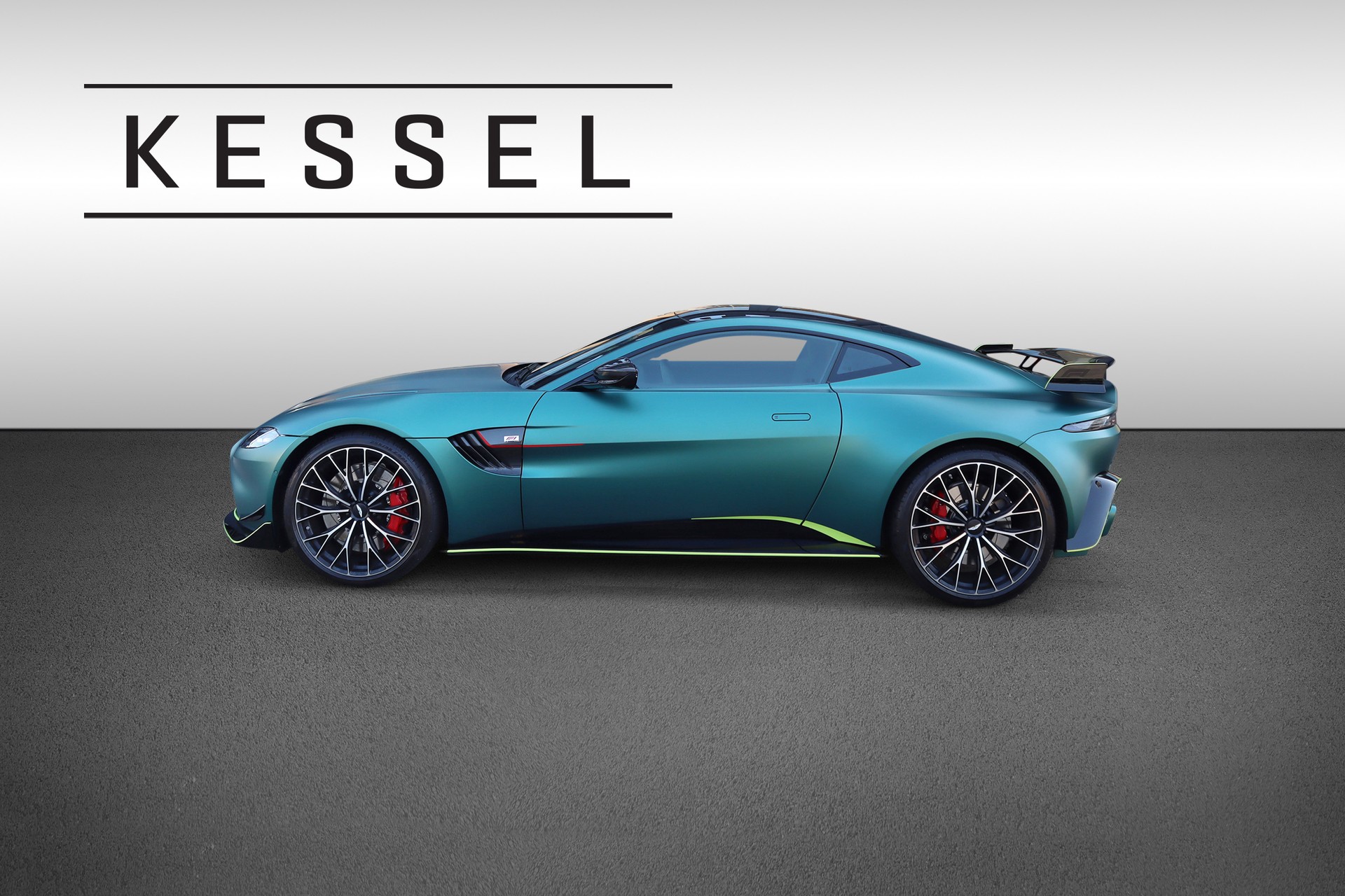 ASTON MARTIN V8 Vantage F1 Edition-image-3