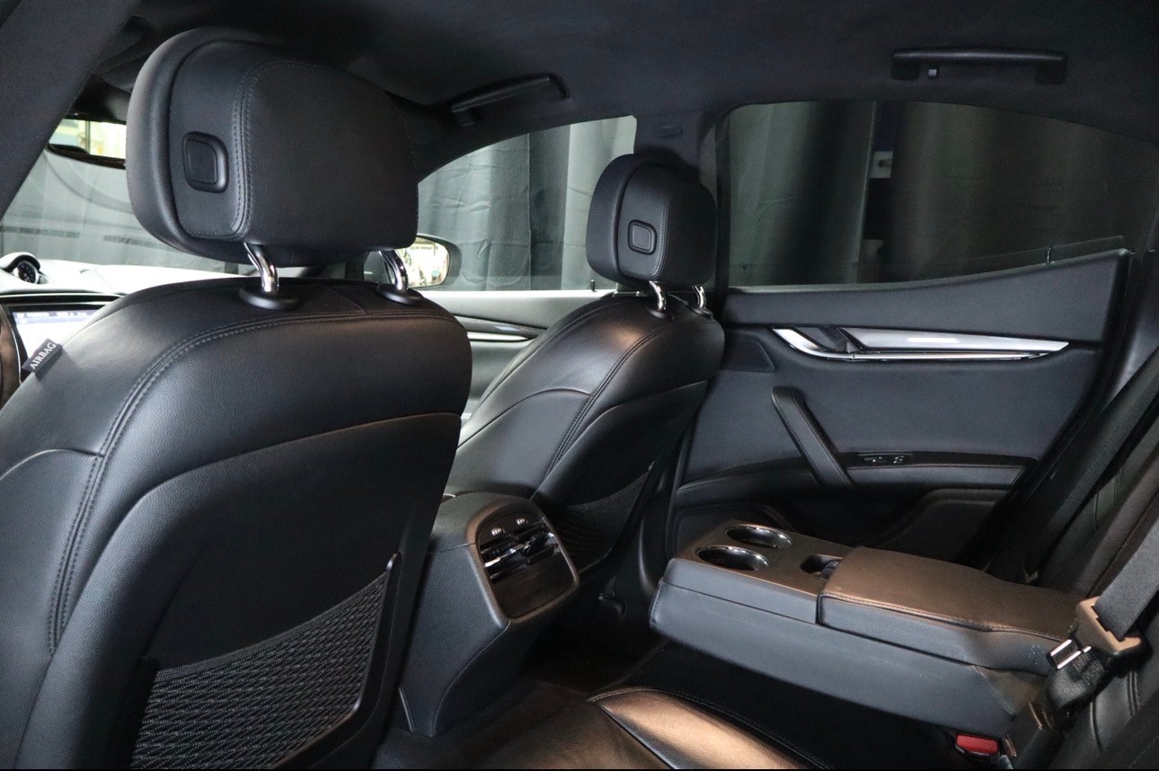 MASERATI Ghibli 3.0 V6 Automatica-image-14