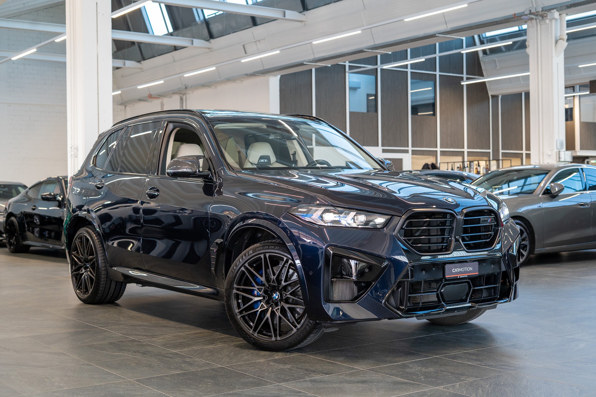 BMW X5 M Competition / Pano Sky Lounge / Bowers&Wilkins / Massage-Sitz / 360°Kamera-showroom-element-2