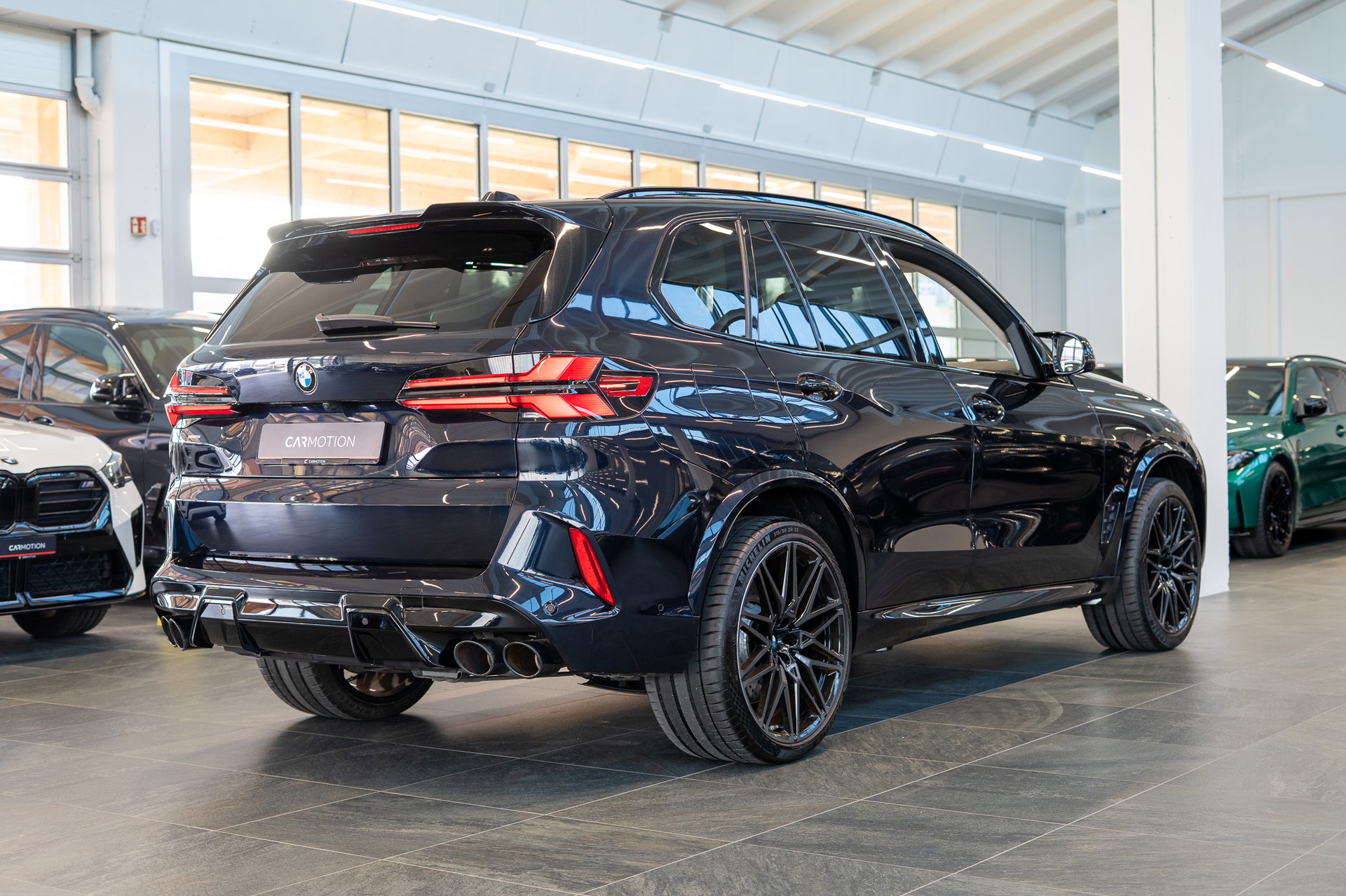 BMW X5 M Competition / Pano Sky Lounge / Bowers&Wilkins / Massage-Sitz / 360°Kamera-showroom-element-3