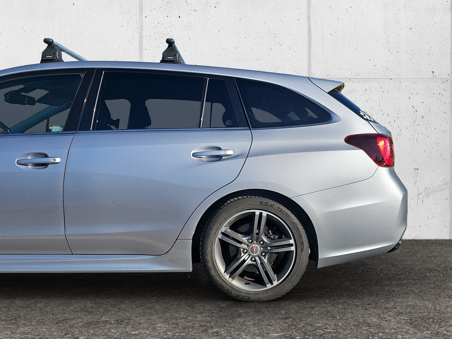 SUBARU Levorg 1.6DIT Swiss S AWD Lineartronic-image-5