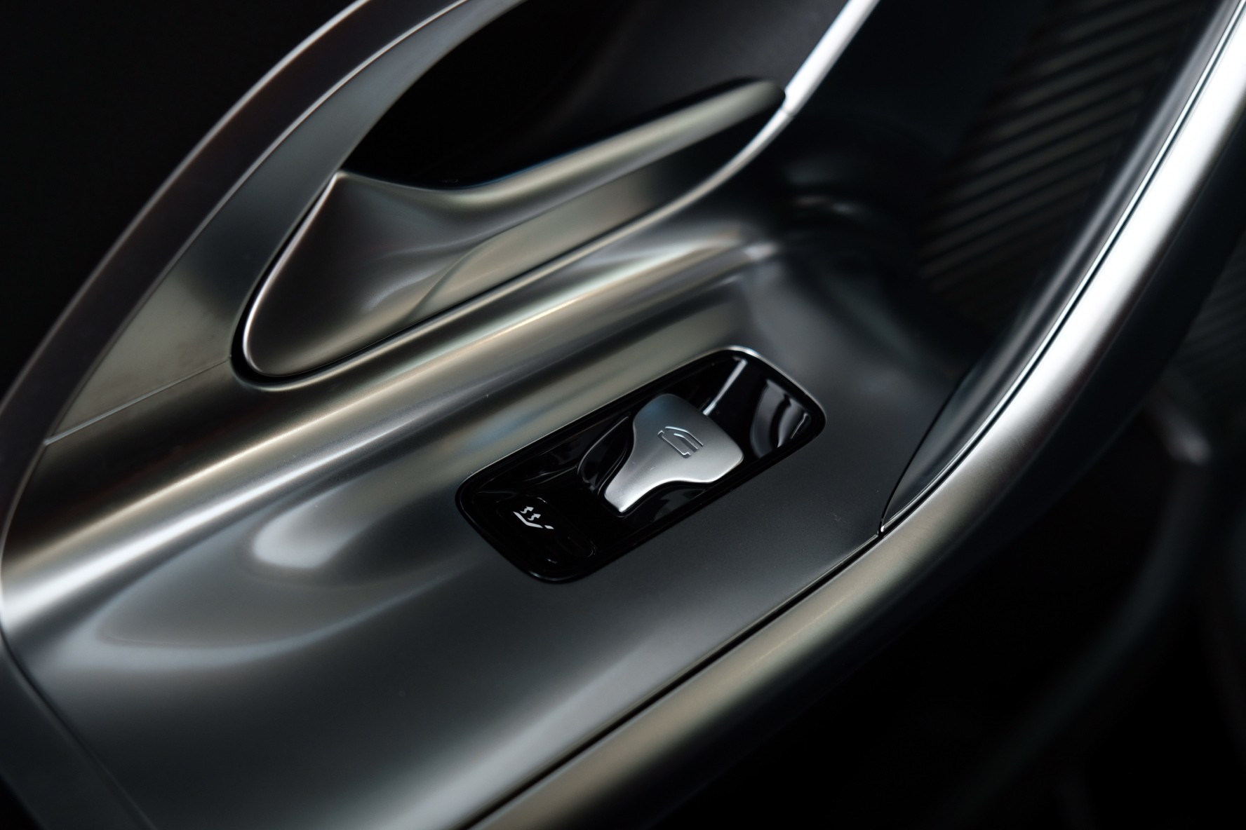 MERCEDES-BENZ GLC 400 4MATIC 94 kWh EQ-image-16