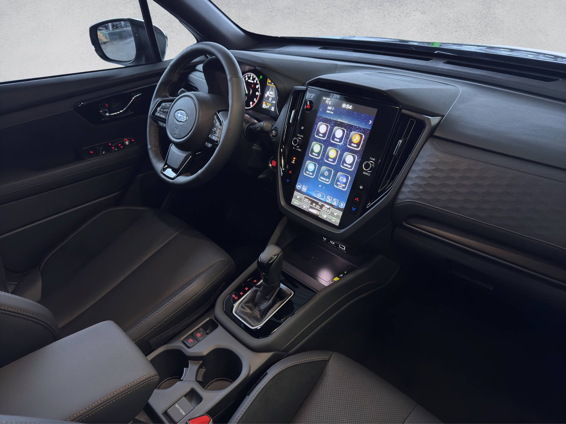 SUBARU Forester Station 2.0i e-Boxer Luxury-image-8