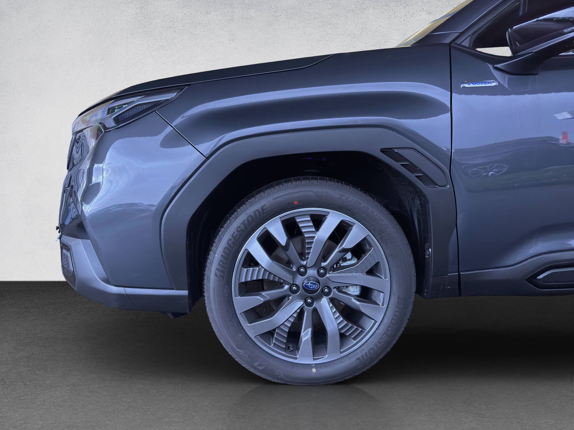 SUBARU Forester Station 2.0i e-Boxer Luxury-image-2