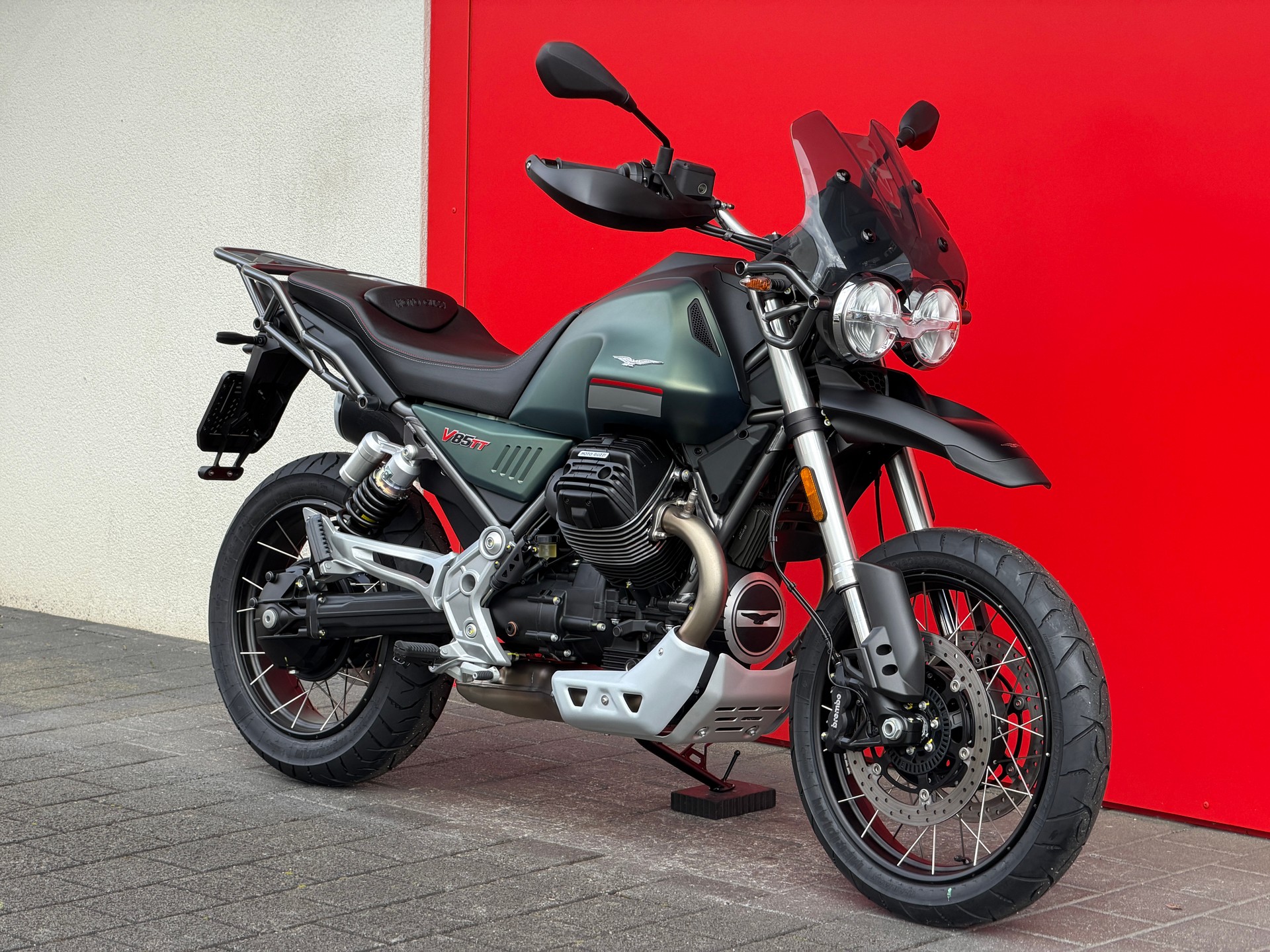 MOTO GUZZI V85 TT (35kW)-image-15