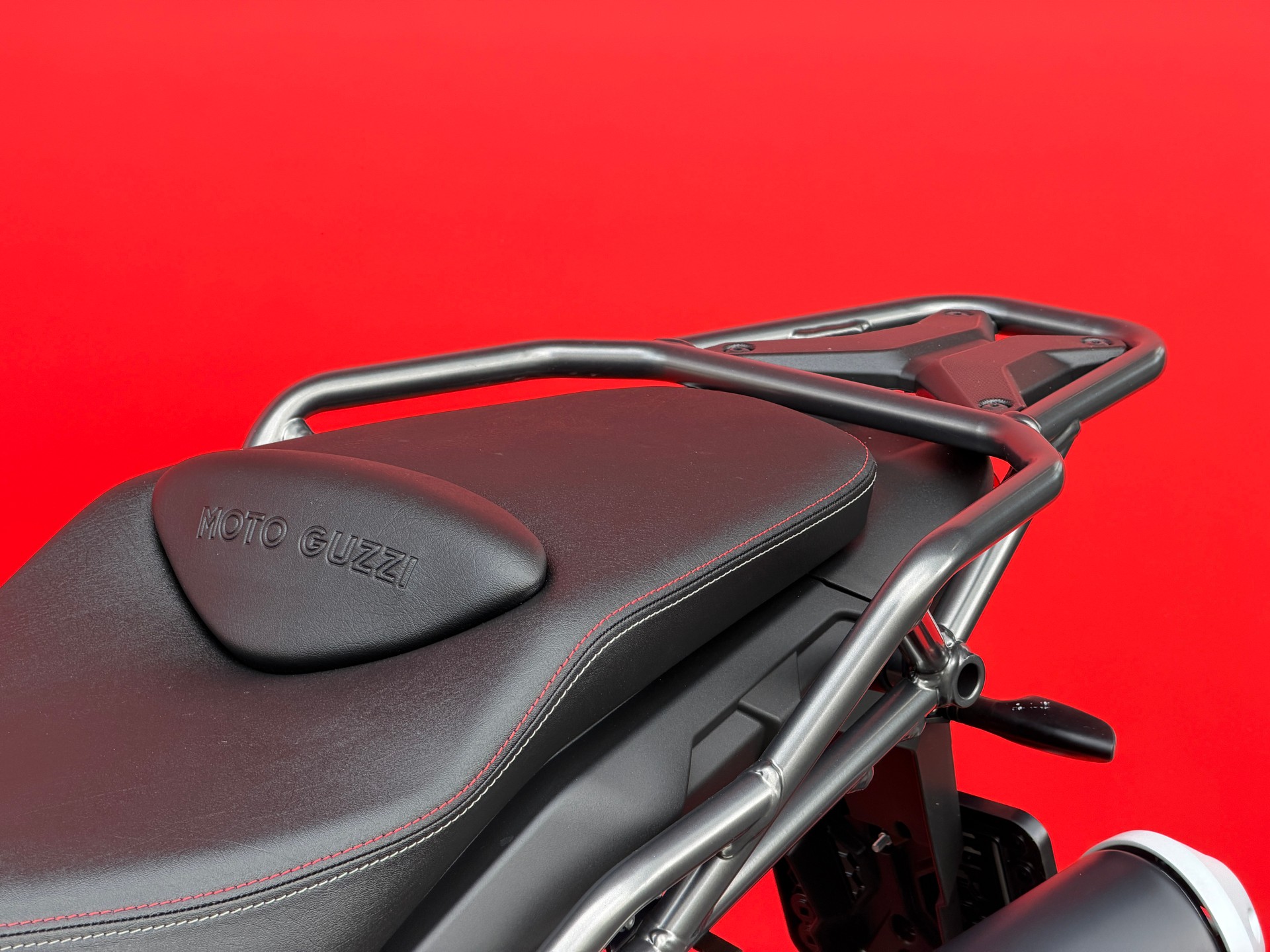MOTO GUZZI V85 TT (35kW)-image-5
