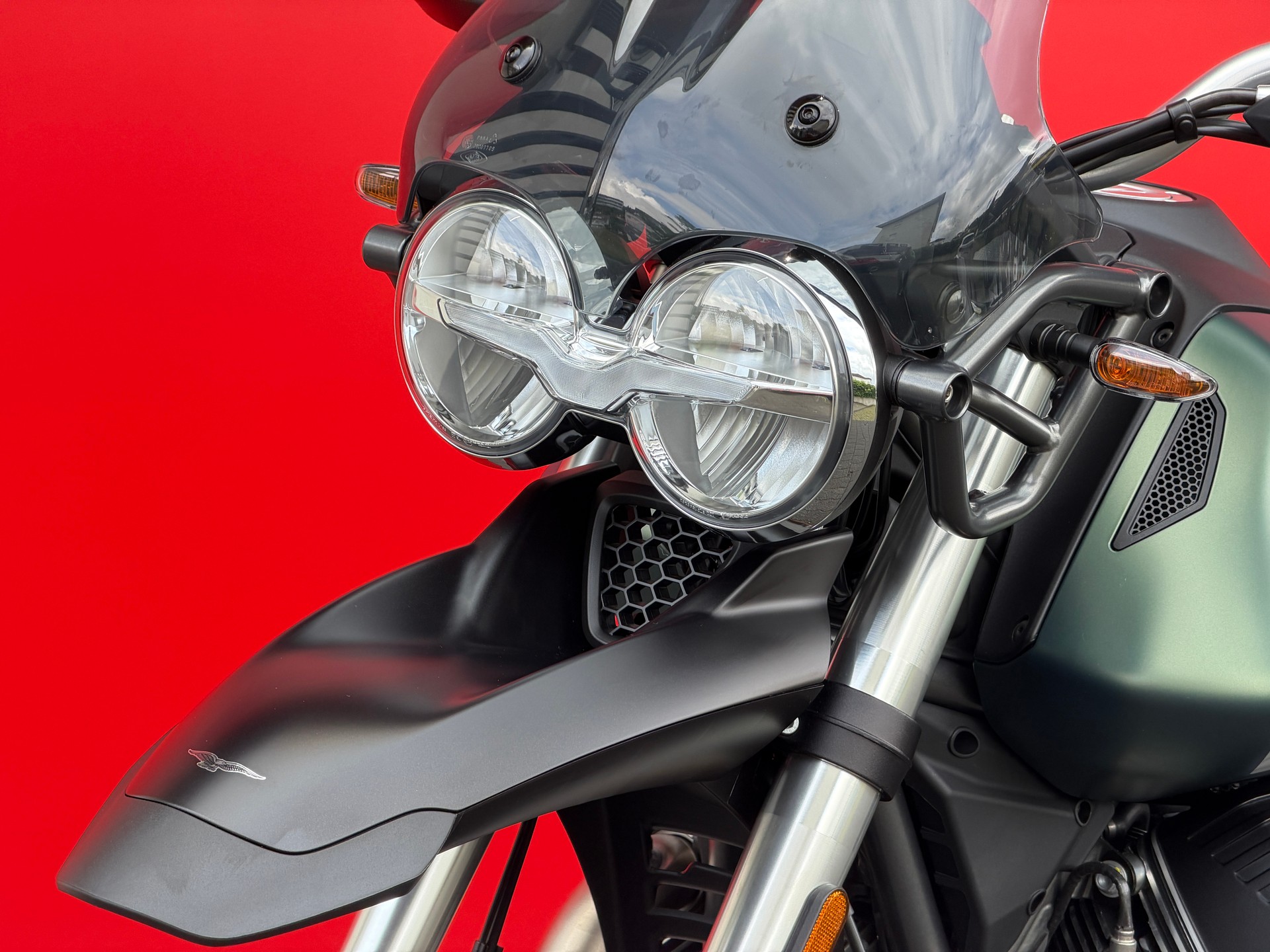 MOTO GUZZI V85 TT (35kW)-image-4
