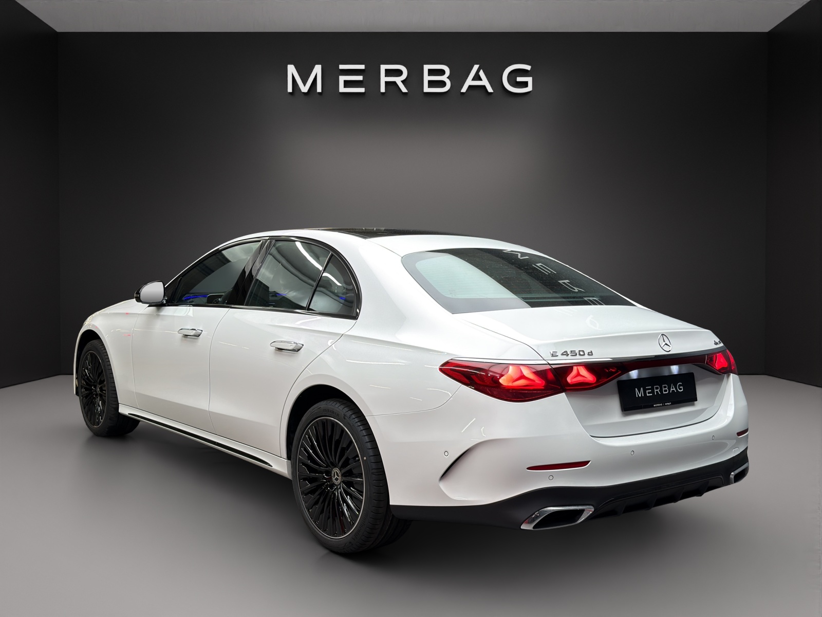 MERCEDES-BENZ E 450 d 4MATIC Limousine-image-3