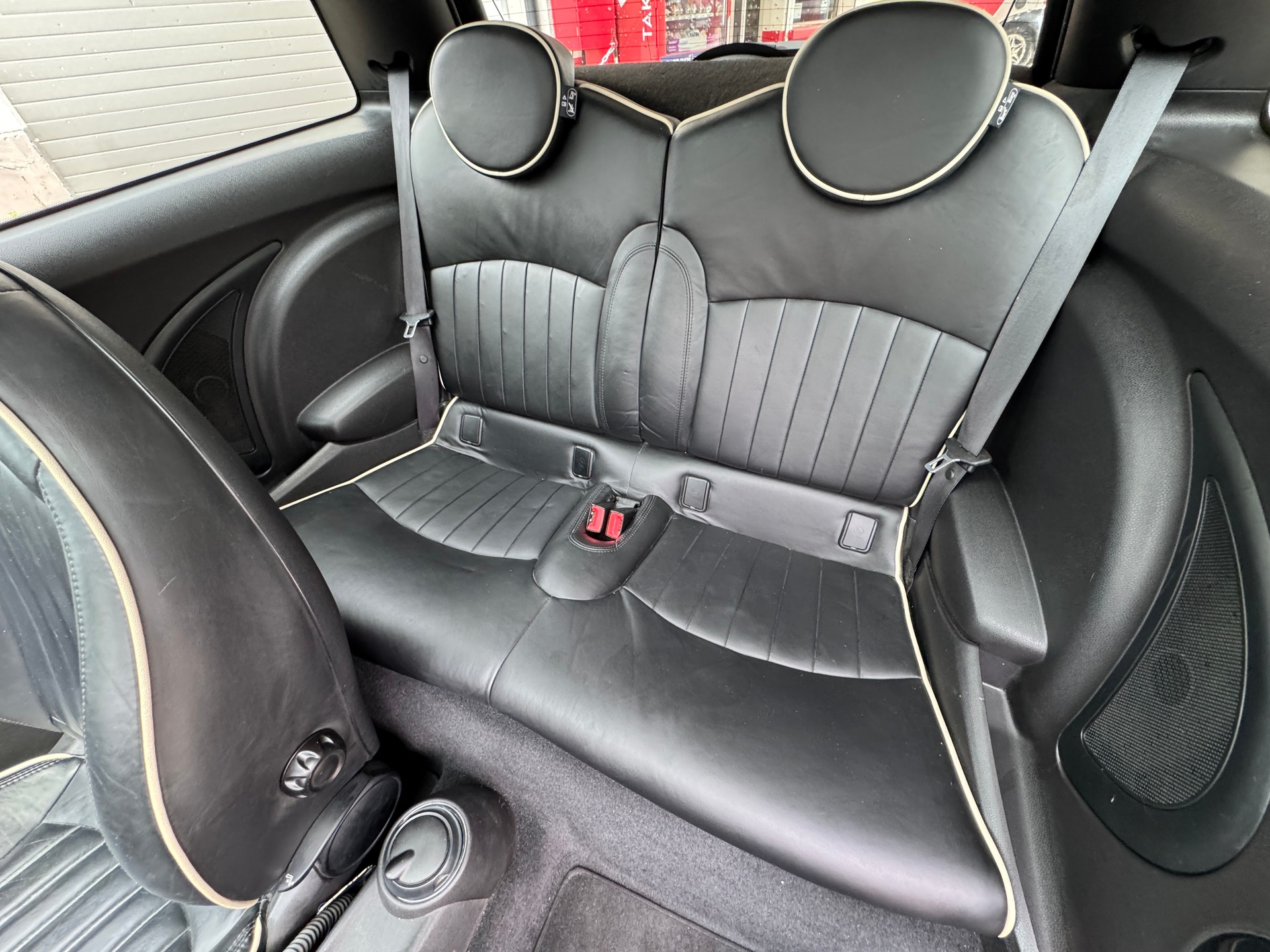 MINI Cooper S-image-8