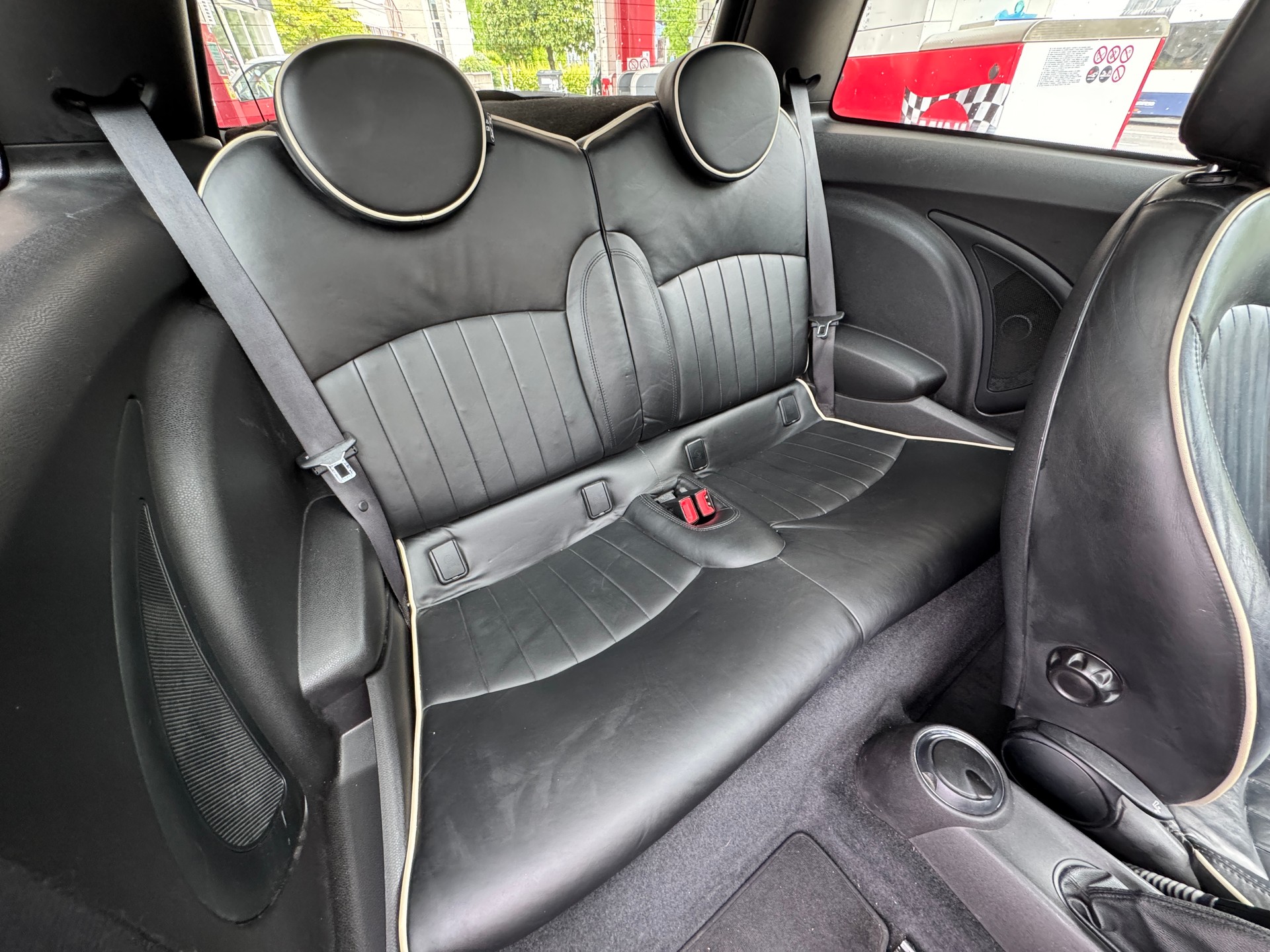 MINI Cooper S-image-9