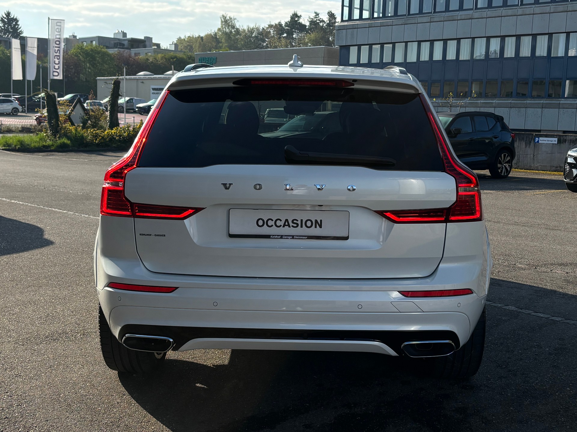 VOLVO XC60 2.0 T8 TE R-Design eAWD-image-8