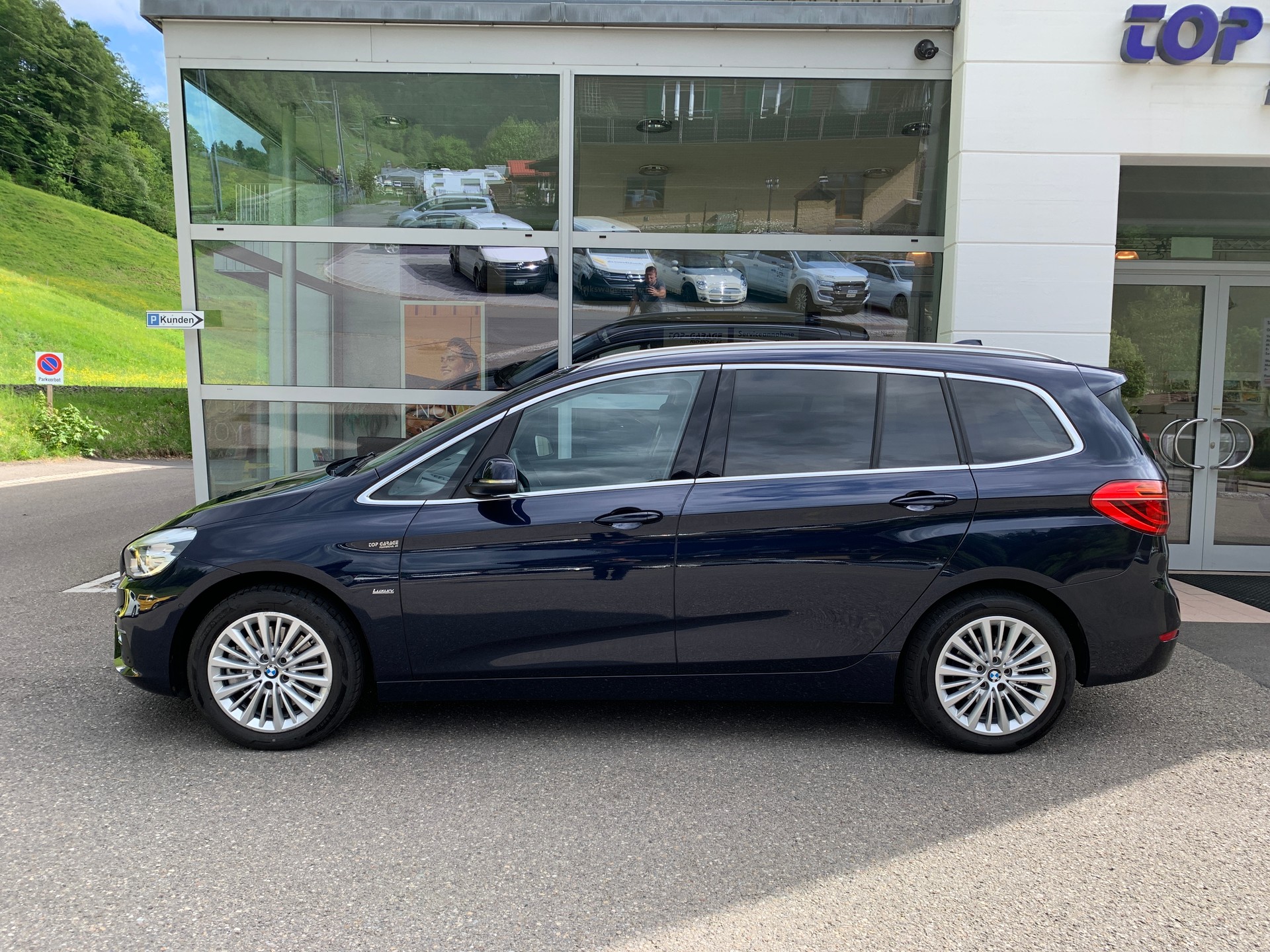 BMW 220d xDrive Gran Tourer Luxury Line Steptronic-showroom-element-3