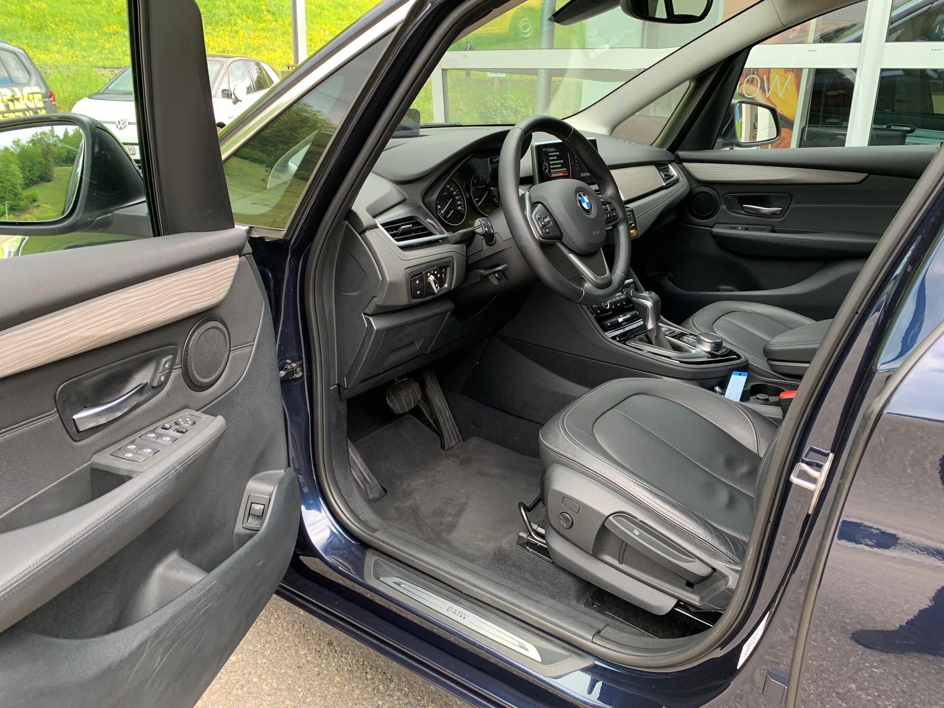BMW 220d xDrive Gran Tourer Luxury Line Steptronic-image-7
