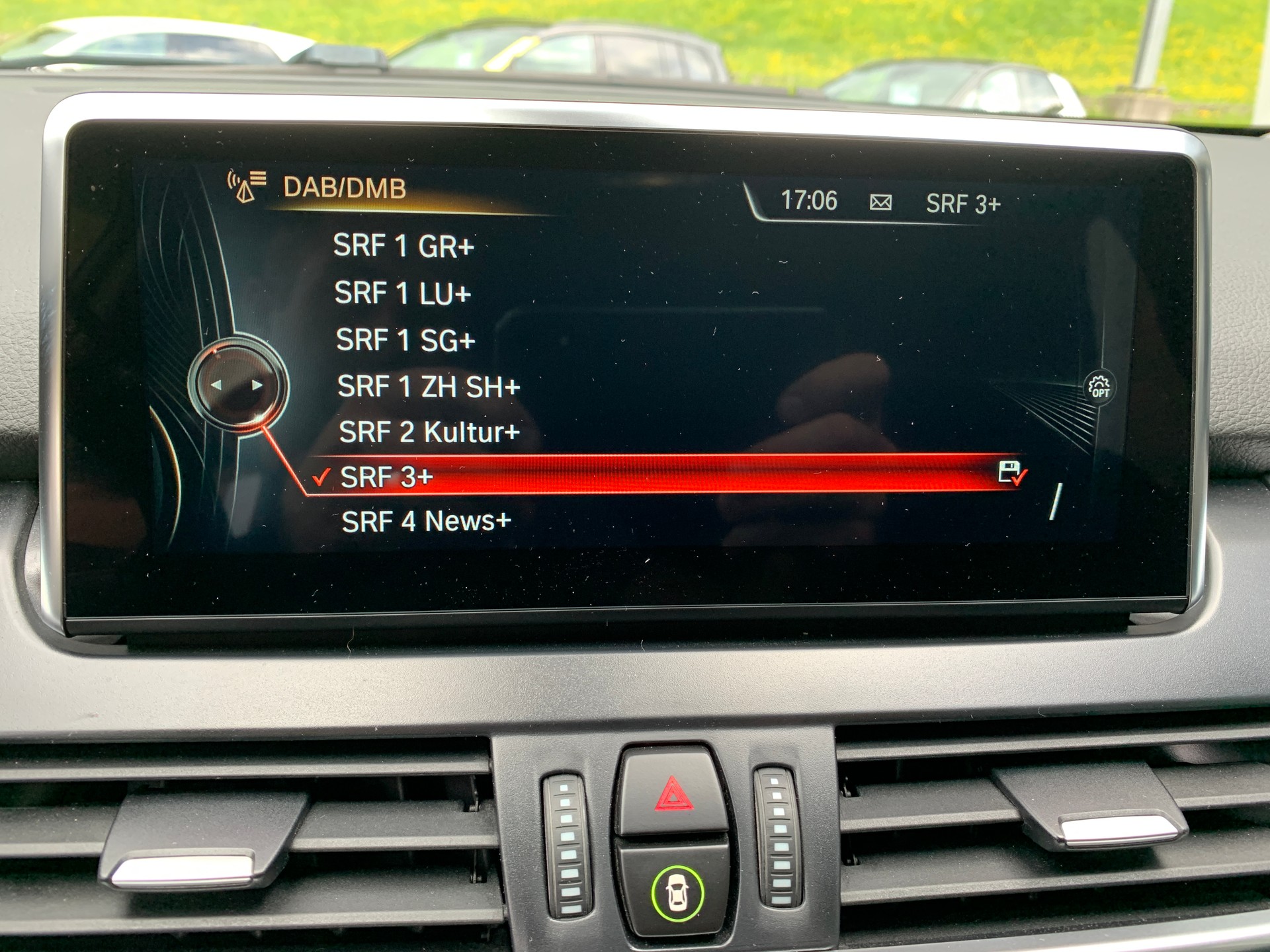 BMW 220d xDrive Gran Tourer Luxury Line Steptronic-image-12