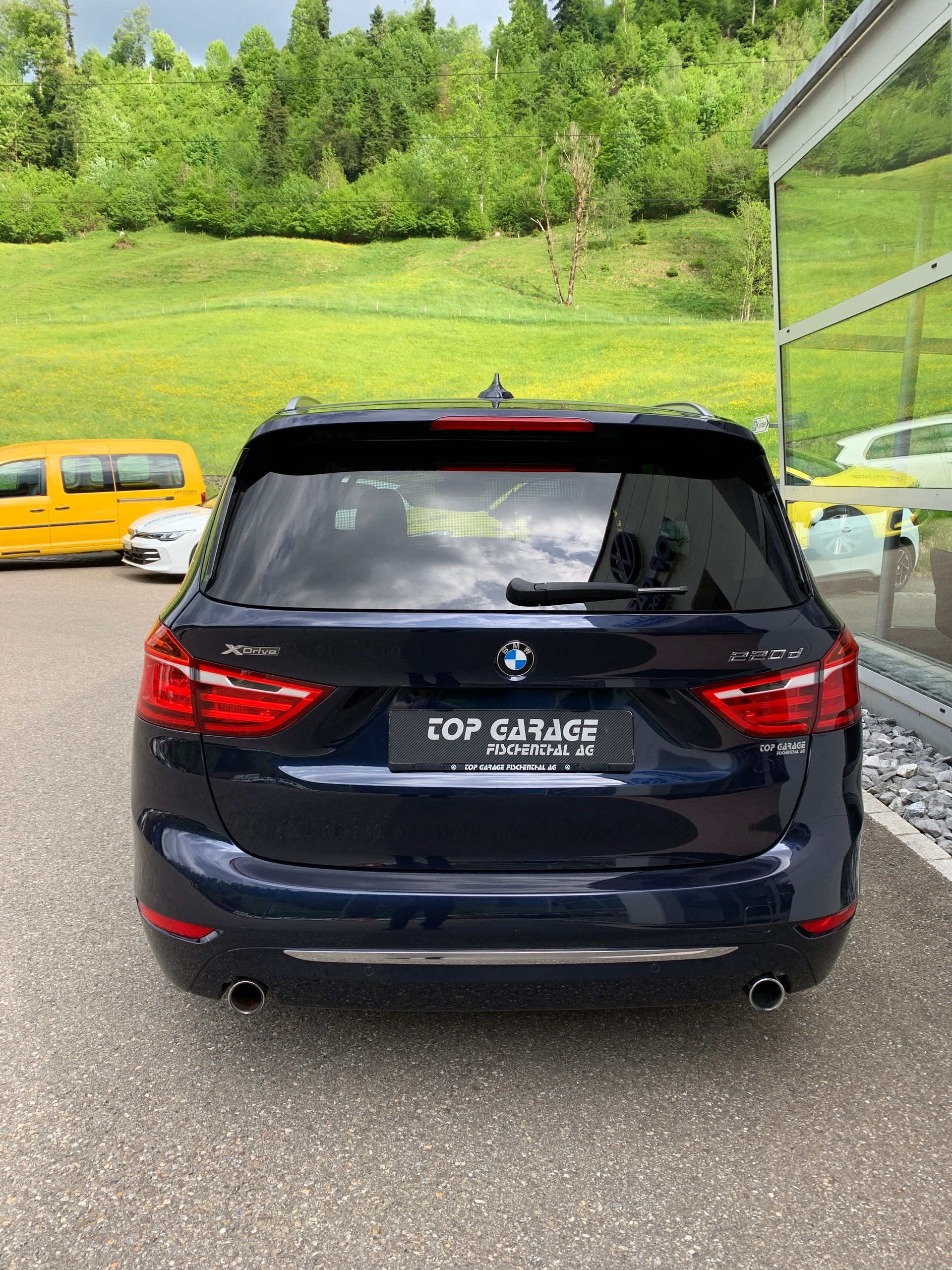 BMW 220d xDrive Gran Tourer Luxury Line Steptronic-image-5