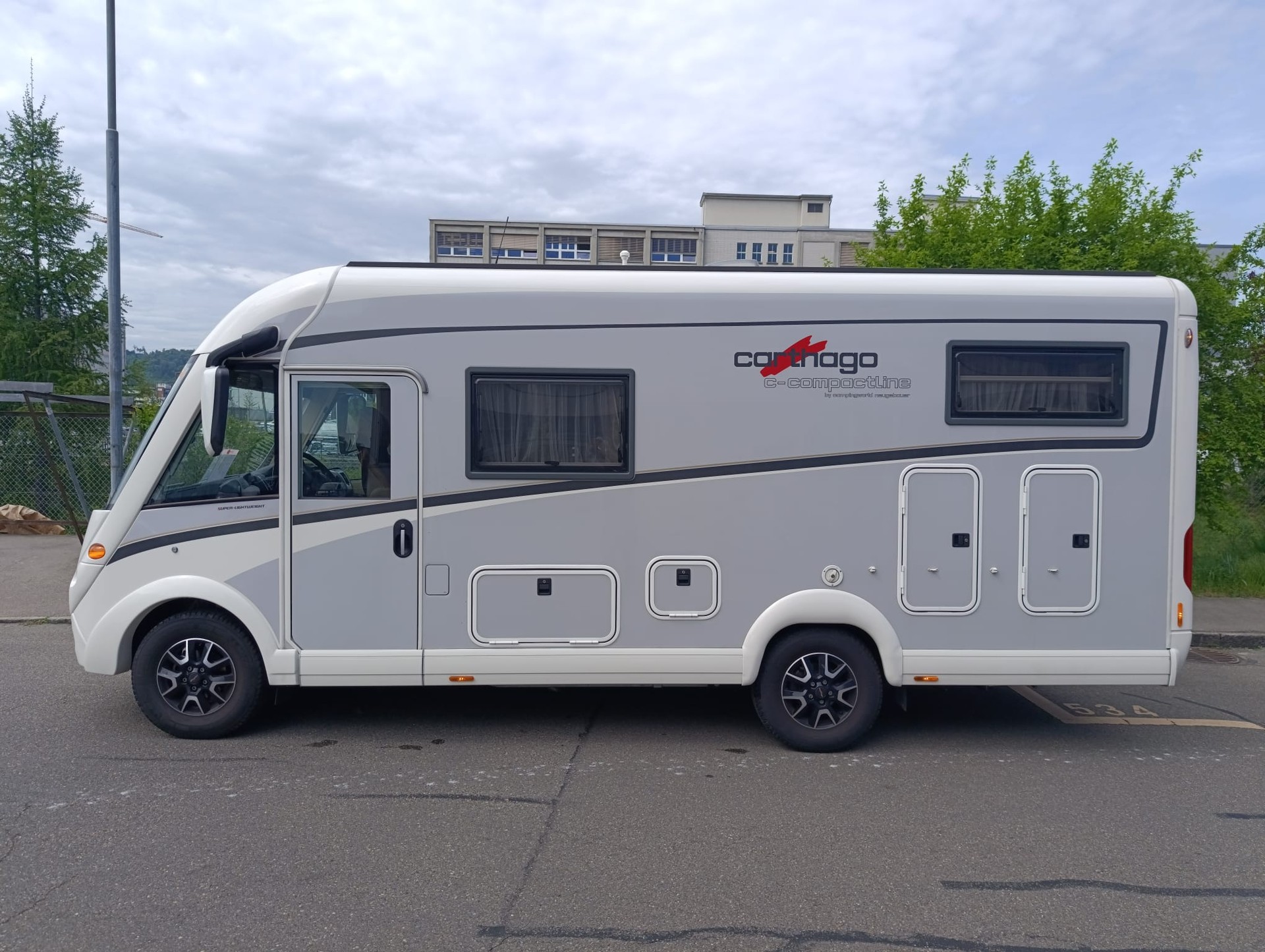 CARTHAGO 141 LE *** Die Super-Leichtgewicht“-Klasse Weltmeister und ***das Kürze Wunder mit 6.65m***-showroom-element-2